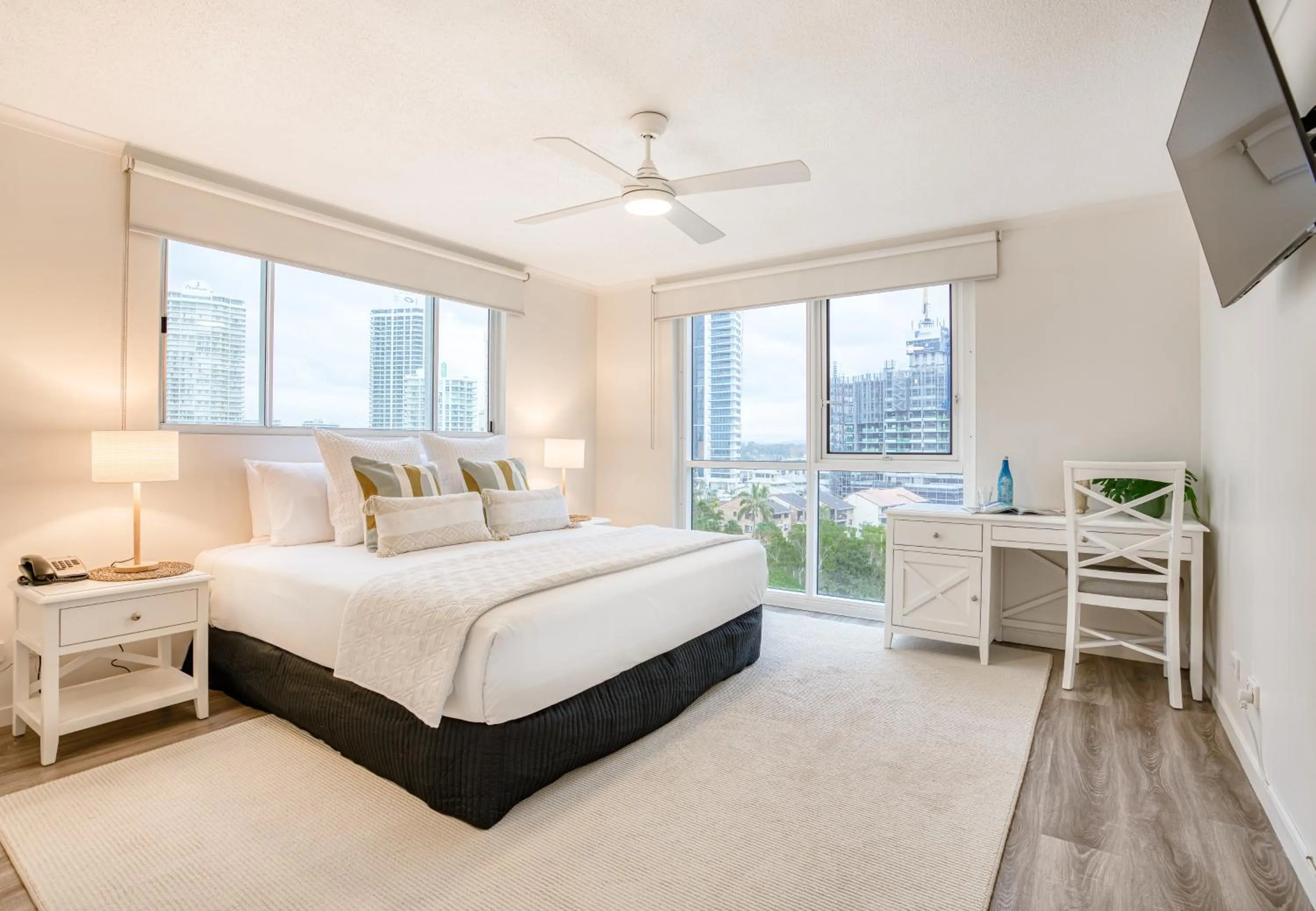 Bedroom, Bed in Xanadu Resort