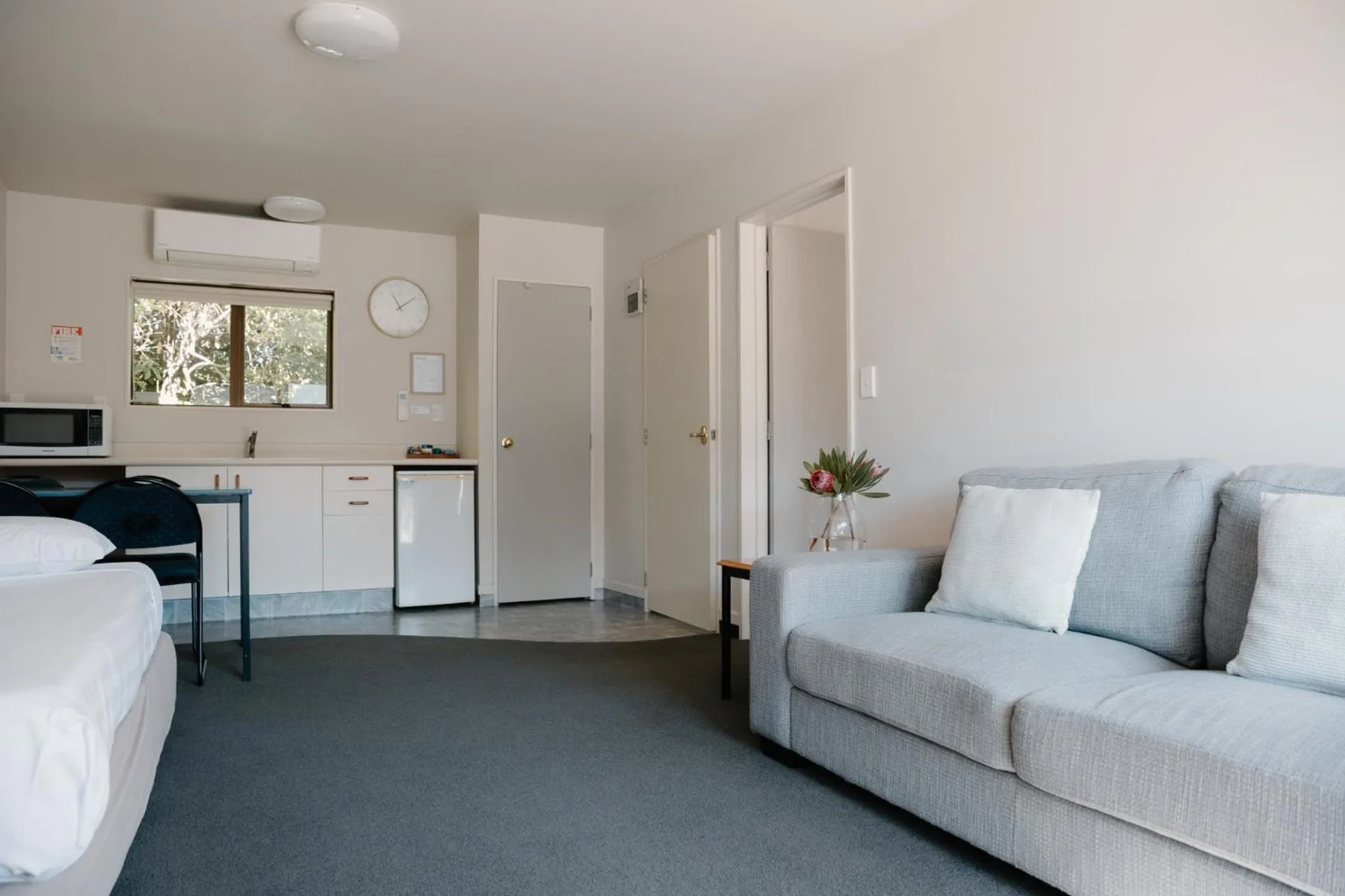 Bed in Amber Court Motel Nelson