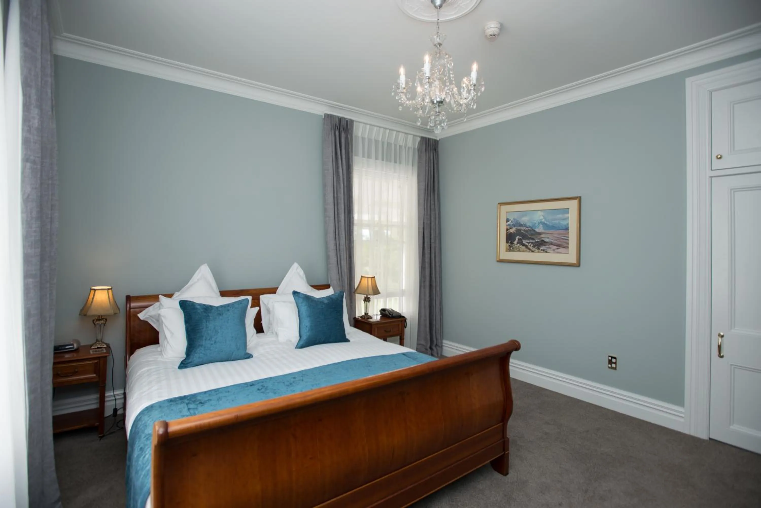 Day, Bed in Mangapapa Hotel