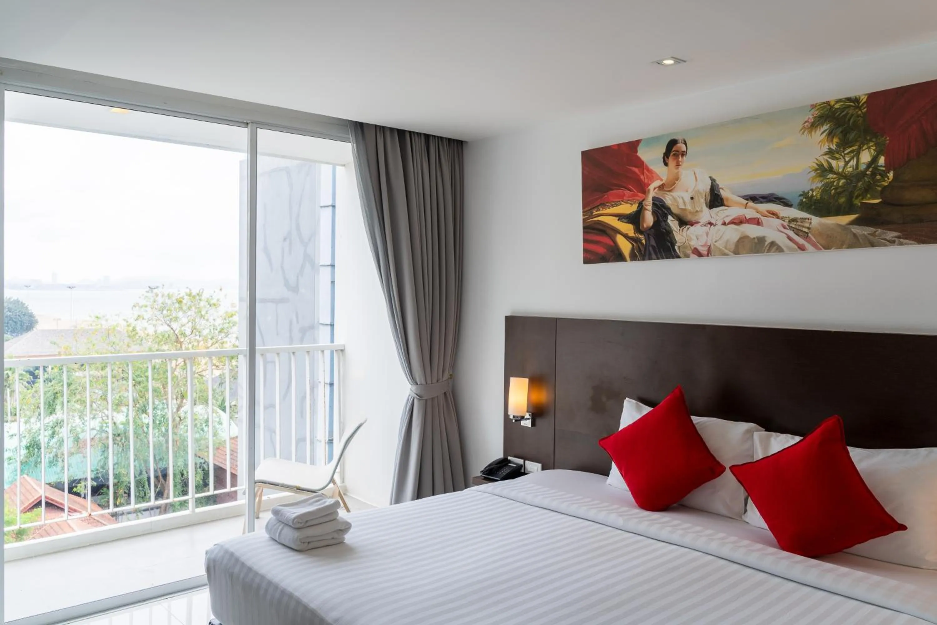 View (from property/room), Bed in Rodina Beach Hotel