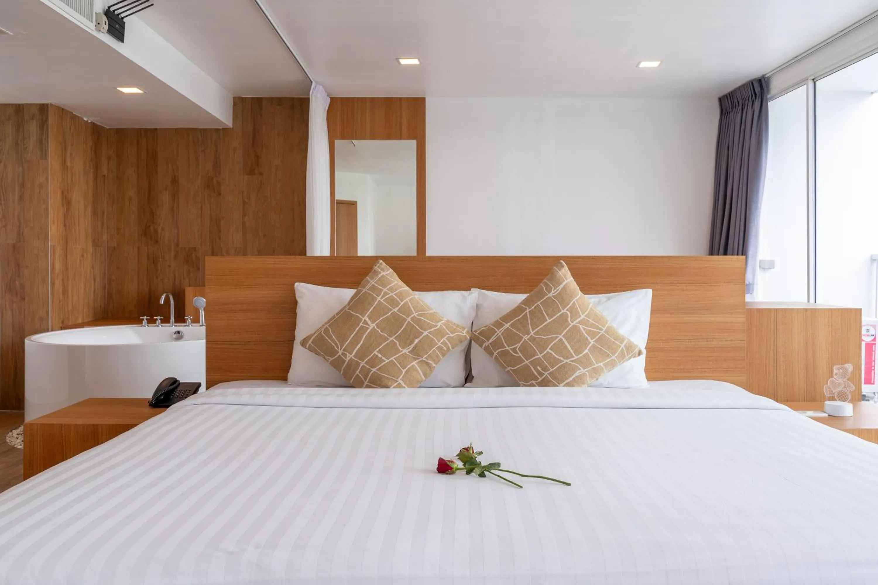 Bedroom, Bed in Rodina Beach Hotel