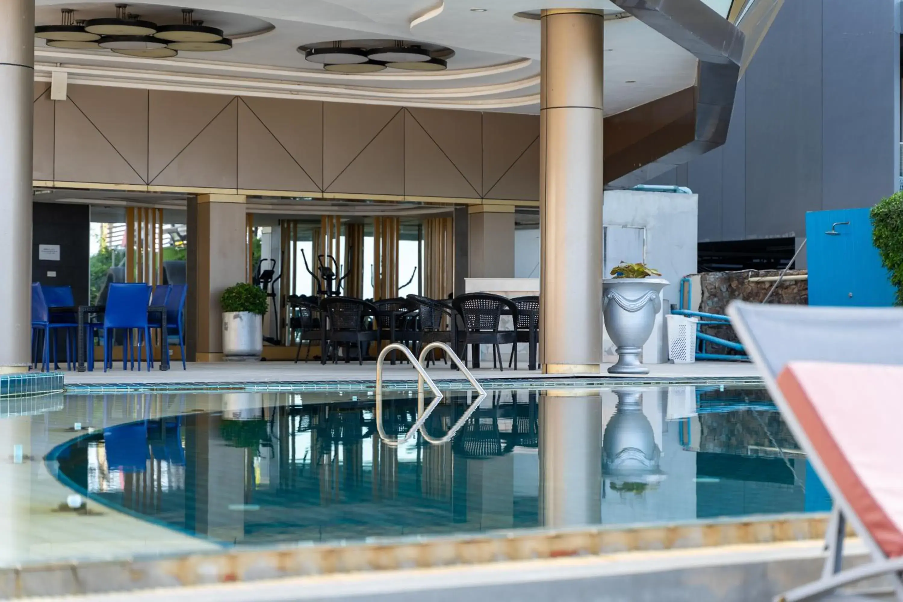 Swimming pool in Rodina Beach Hotel Swimming pool in Rodina Beach Hotel