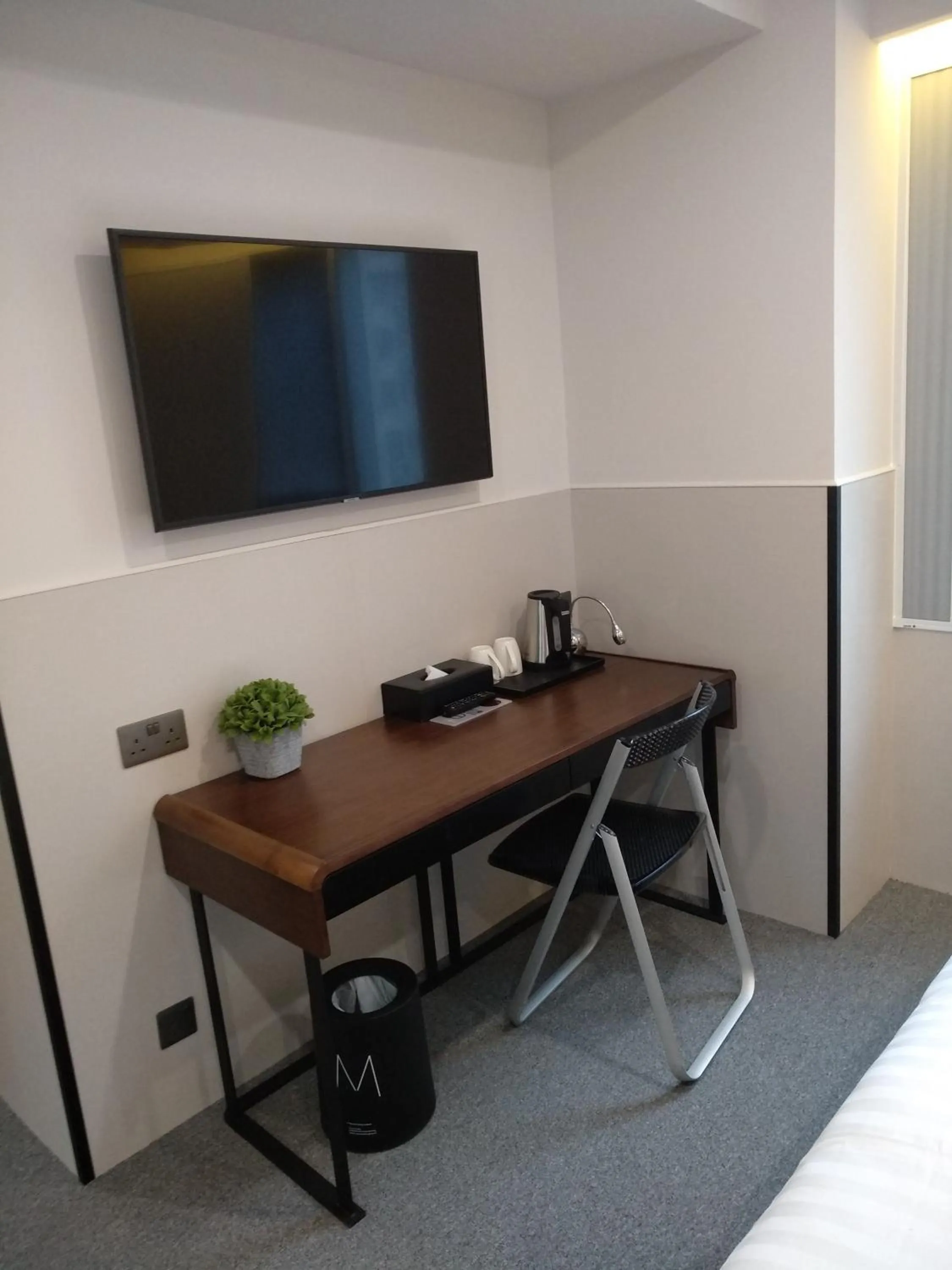 TV and multimedia in MK STAY - formerly HOTEL MK