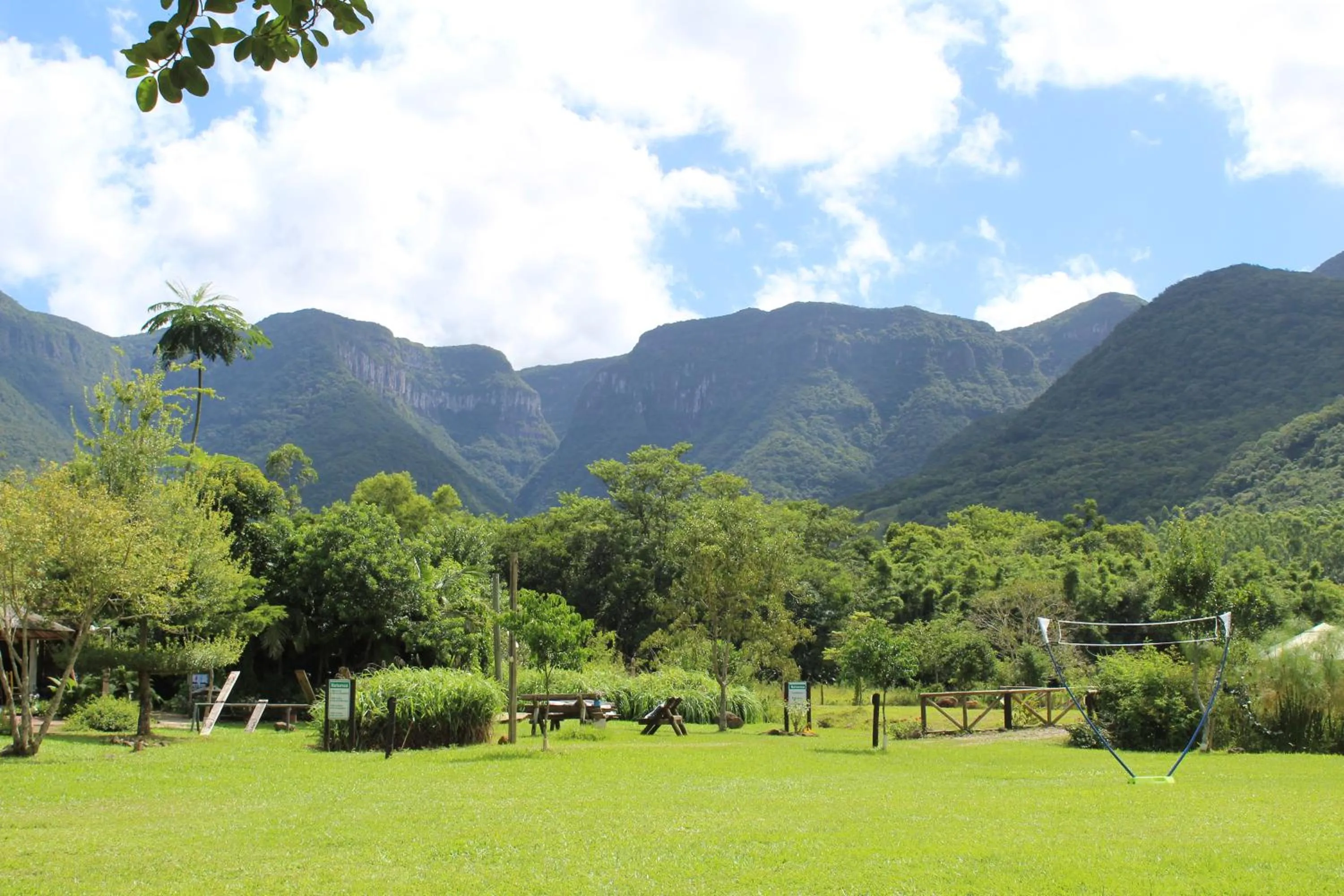 Garden view in Pousada & Camping Nativos dos Canyons