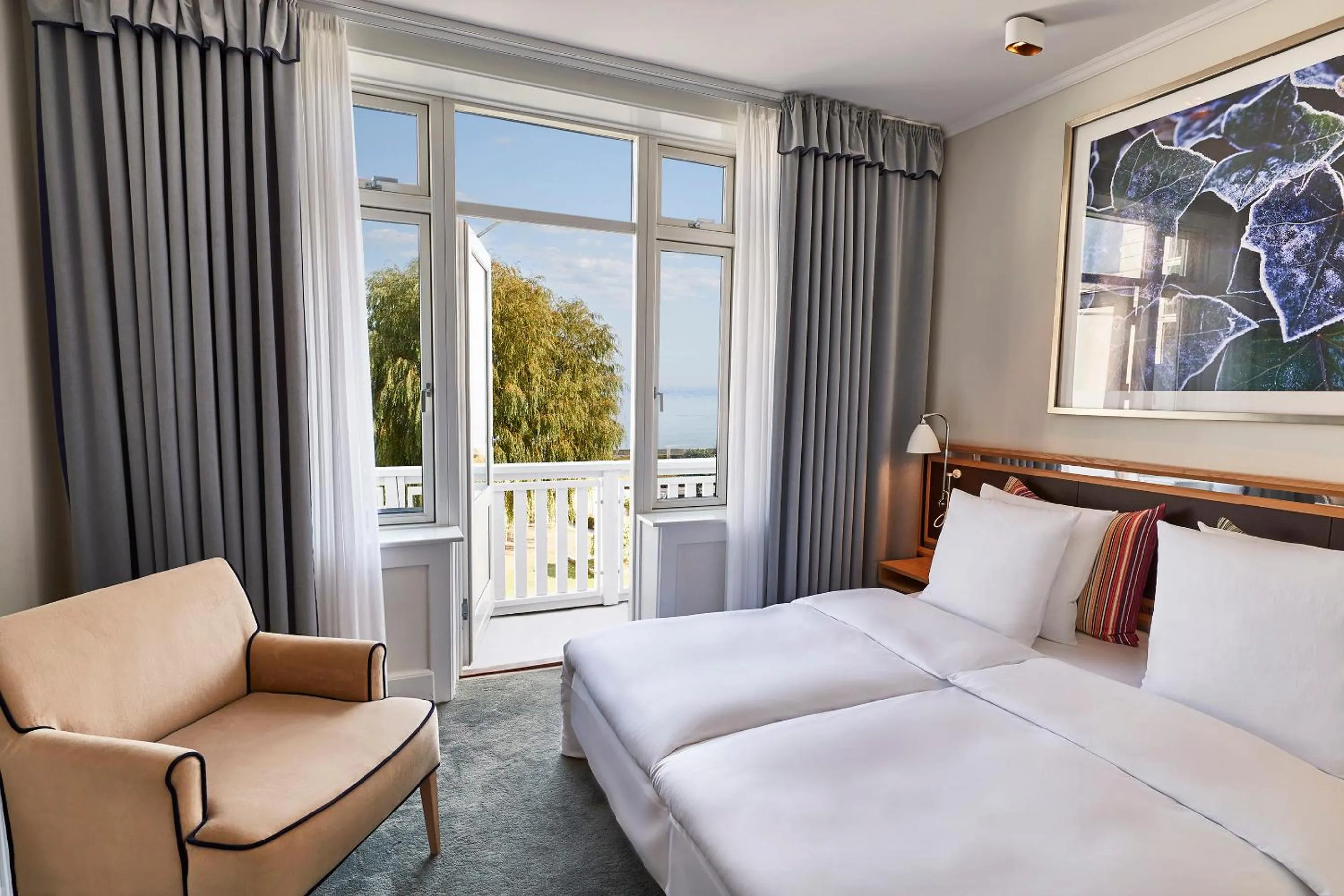 Double or Twin Room with Sea View including evening Spa access - single occupancy in Kurhotel Skodsborg