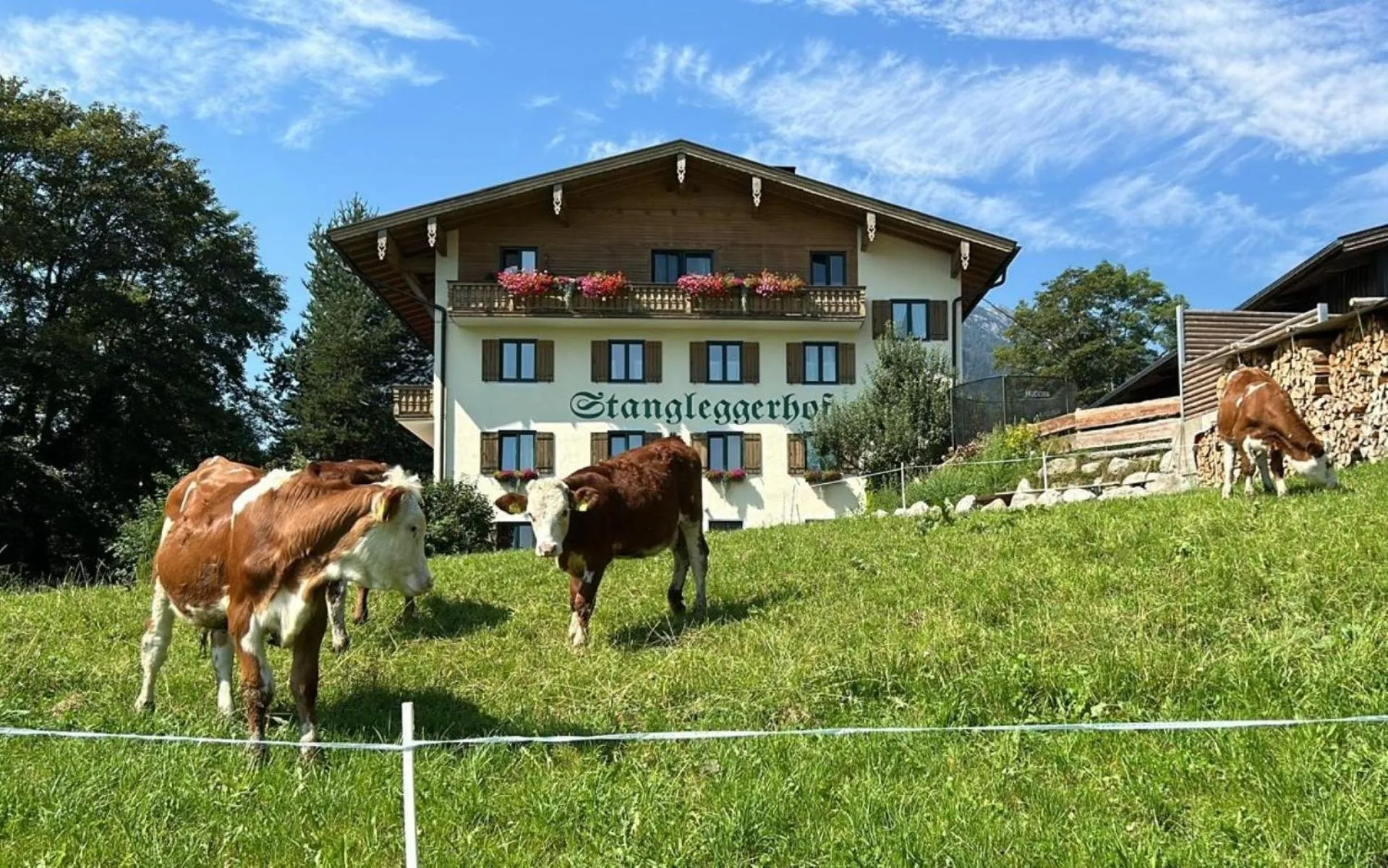 Property building in Stangleggerhof