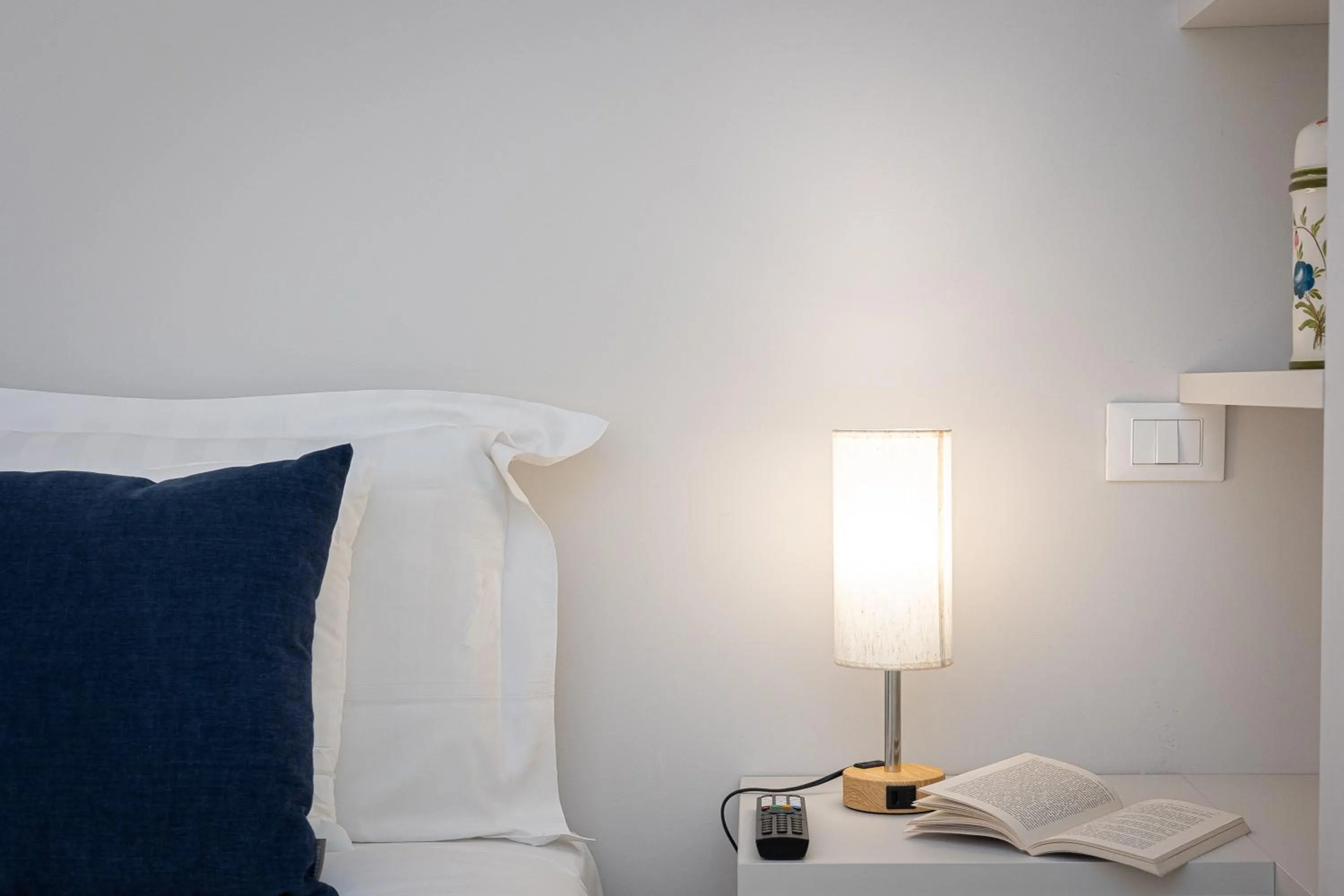 Bed in Amazing Piazza Venezia Suites