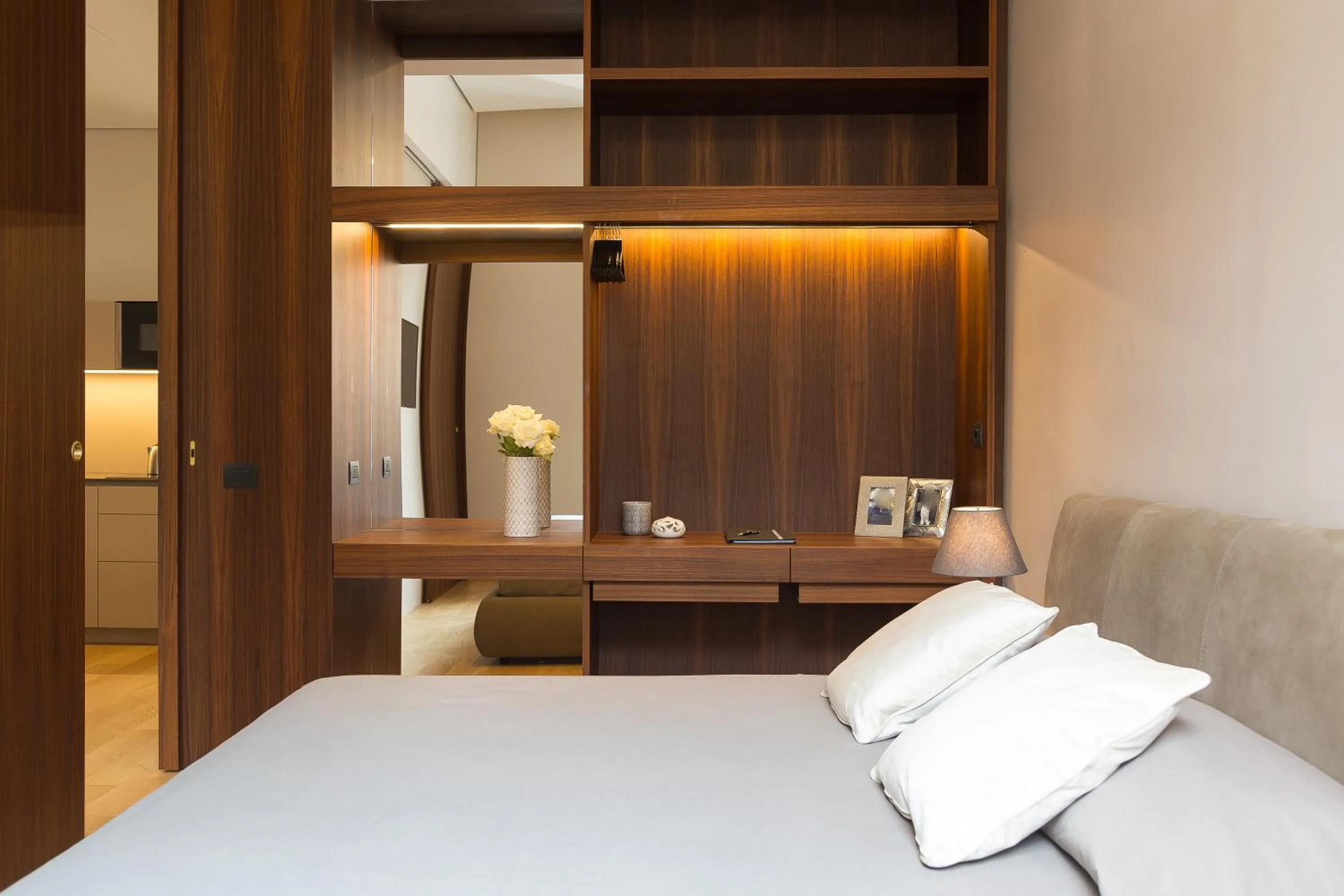 Bed in Amazing Piazza Venezia Suites