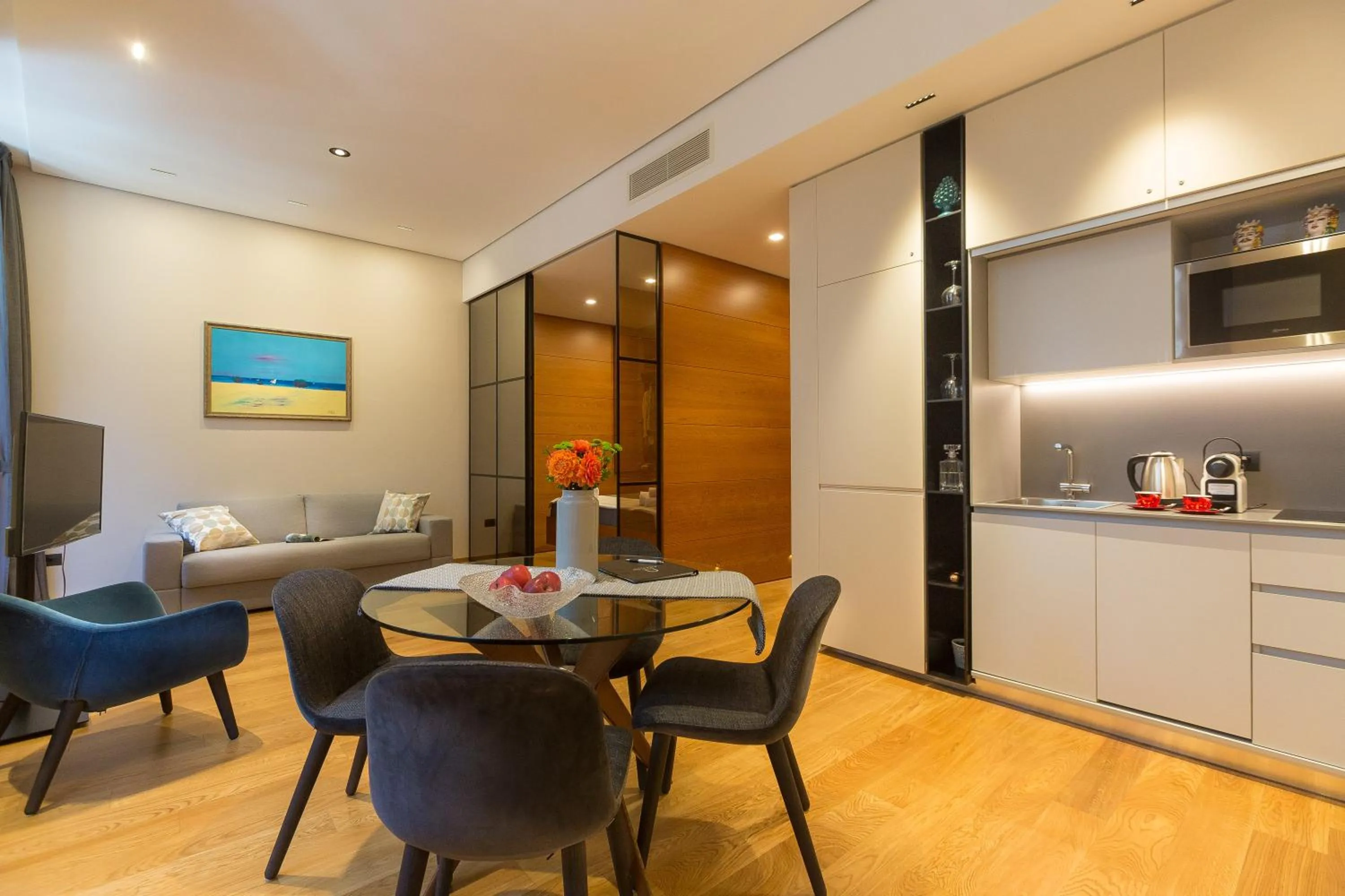 Kitchen or kitchenette in Amazing Piazza Venezia Suites