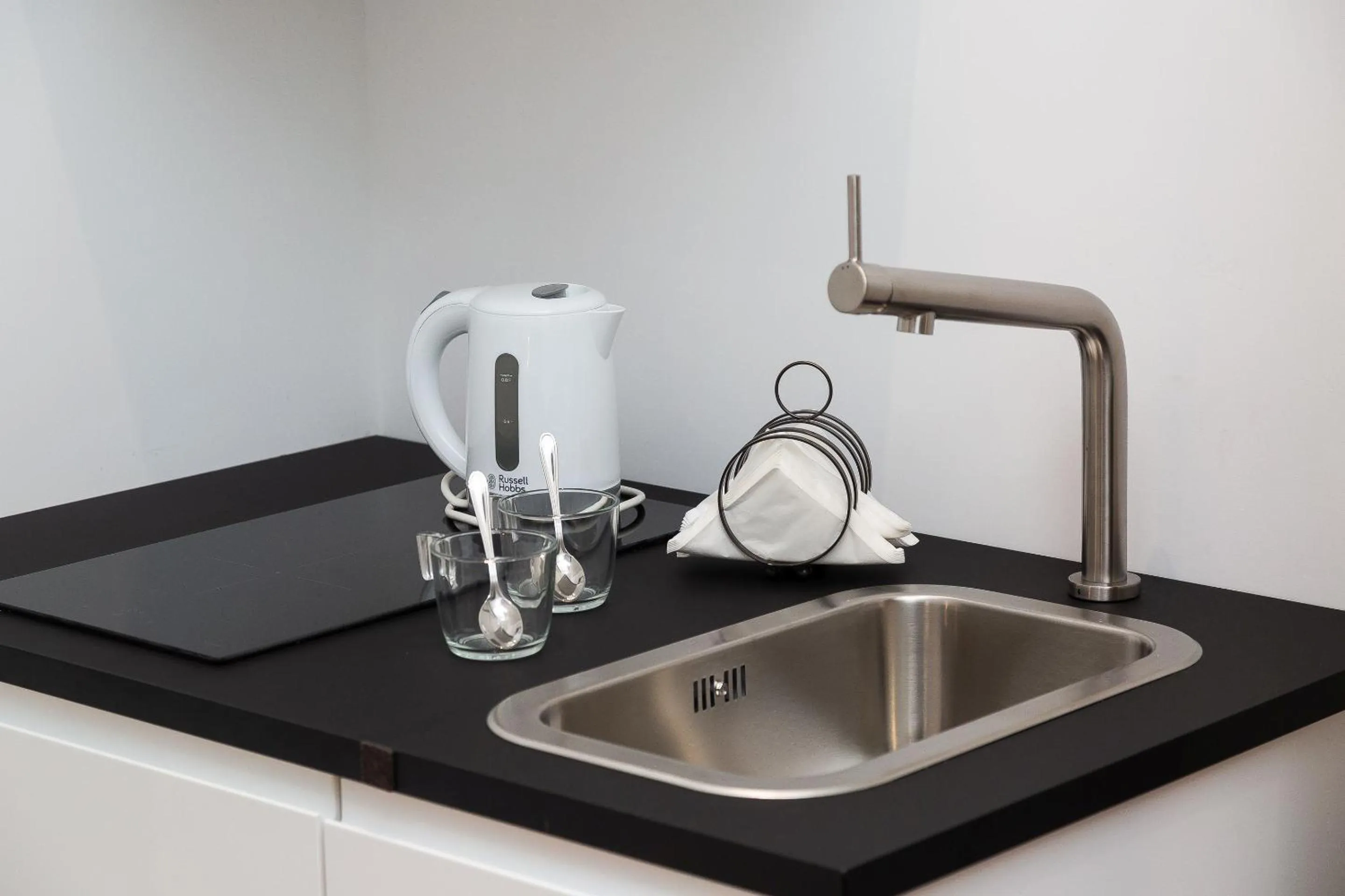 Coffee/tea facilities in Amazing Piazza Venezia Suites