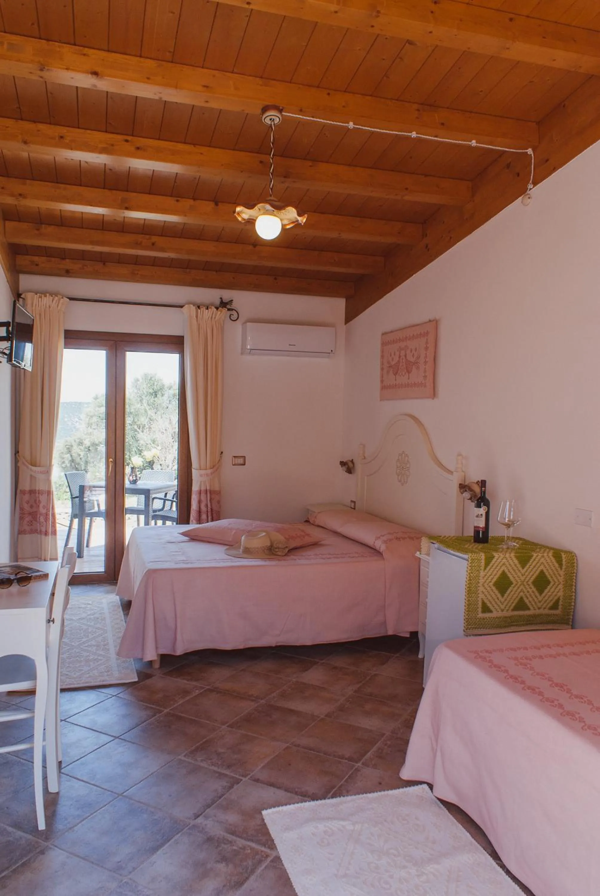 Patio, Bed in Hotel Barbagia