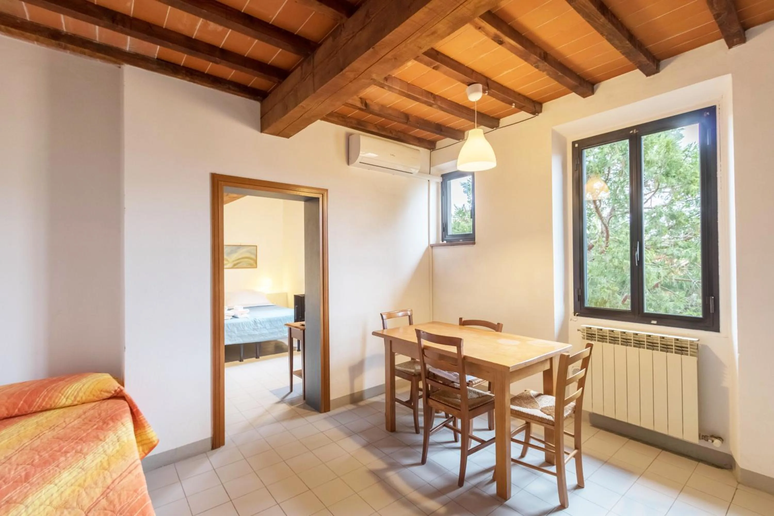 TV and multimedia, Bed in Residence Mugello Resort