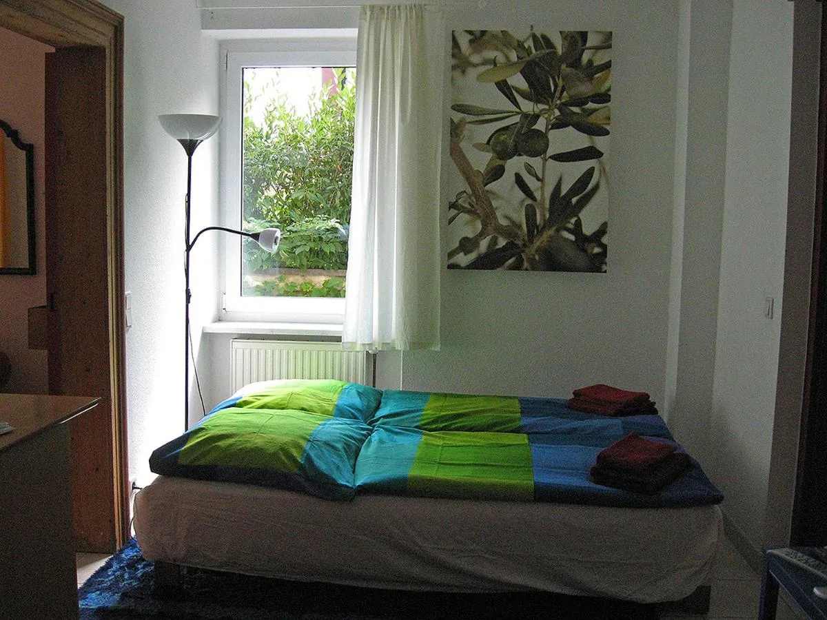 Bedroom, Bed in Die Sprachpension - The Language Guesthouse
