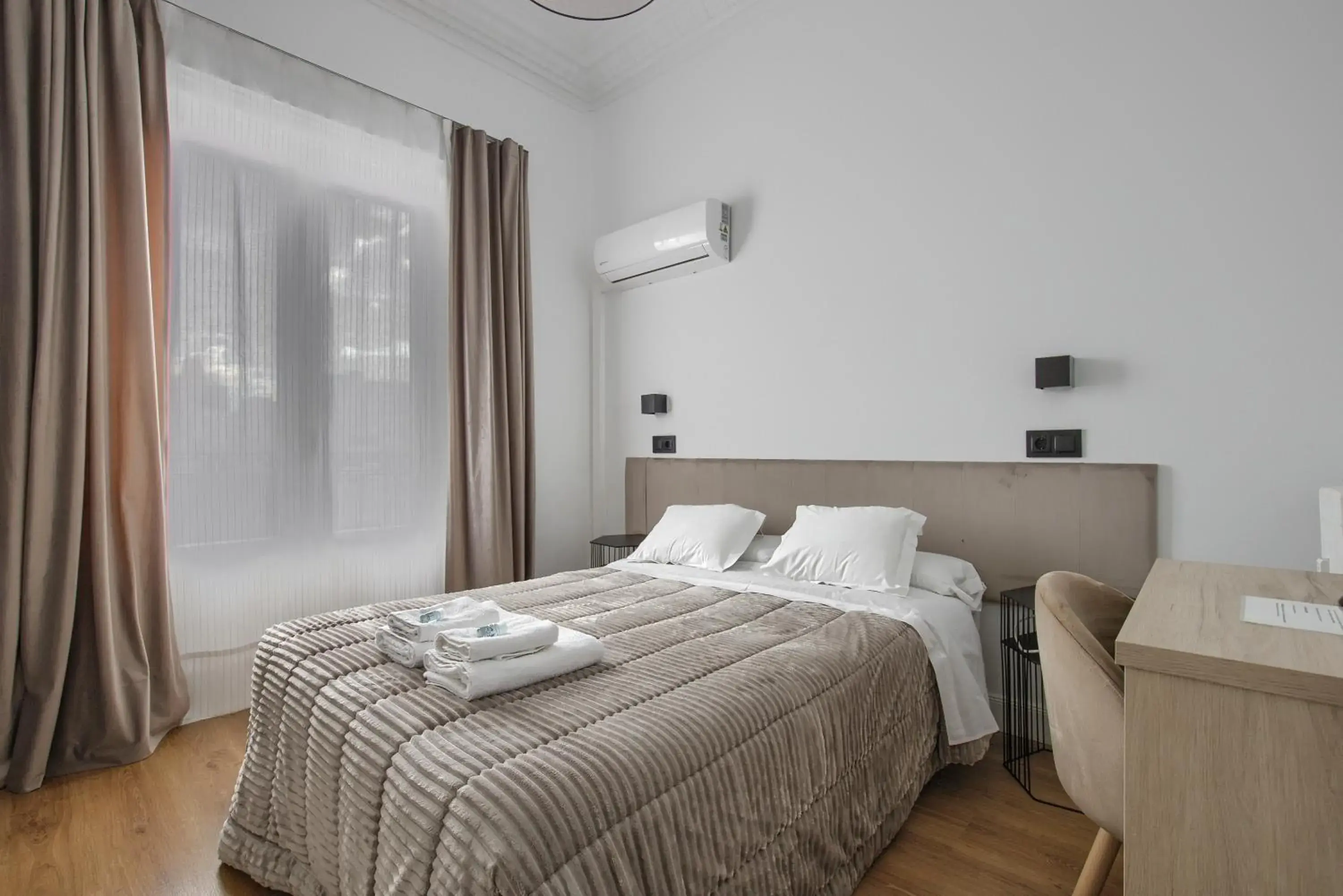 Bed in Hostal Besaya Bed in Hostal Besaya