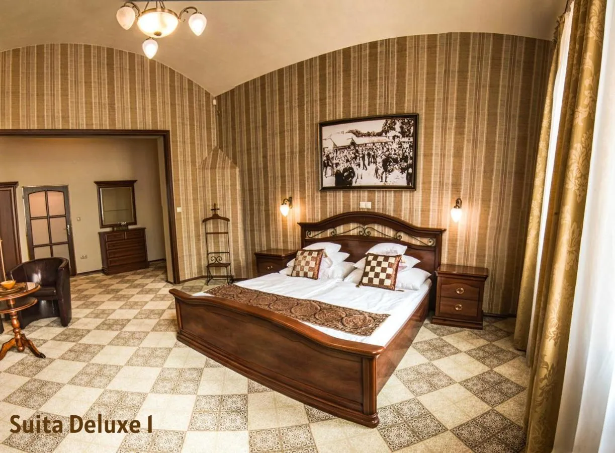 Bedroom, Bed in Pension Horse Inn