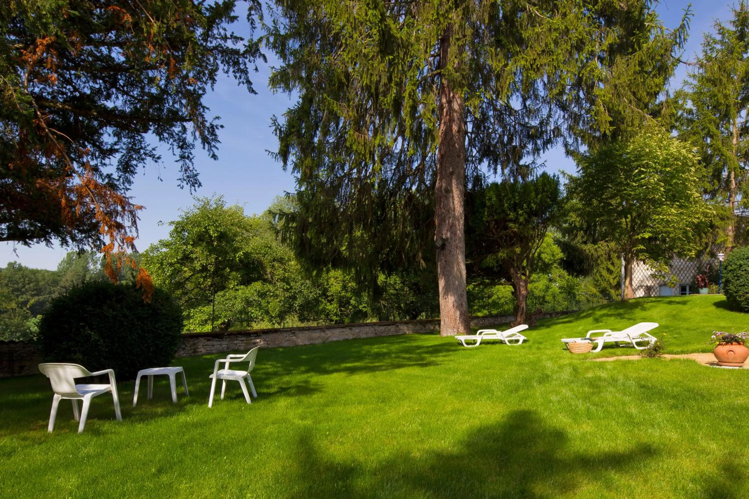 Day in Logis Hostellerie la Chaumière