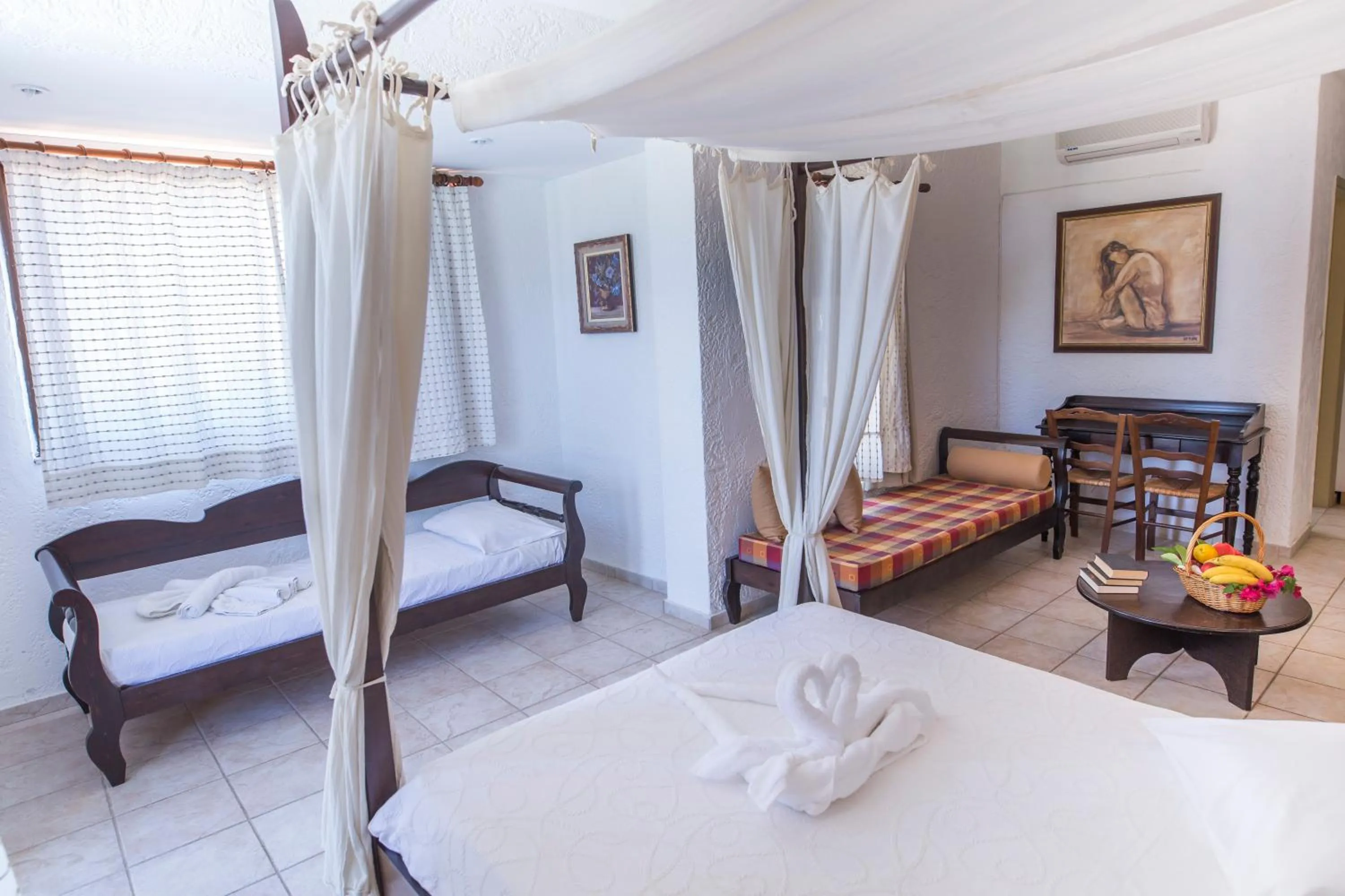 Bed in Creta Aquamarine Hotel