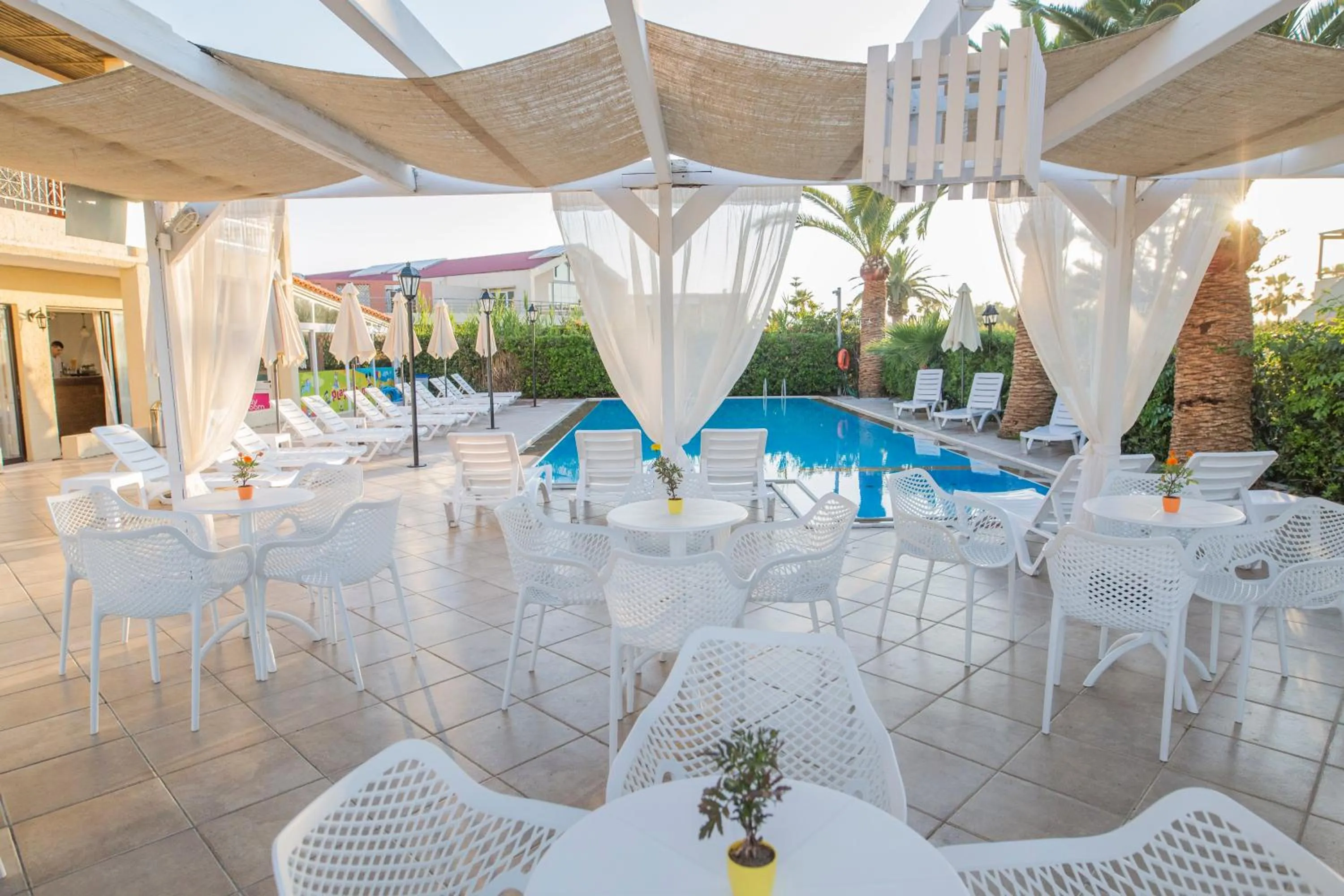Patio in Creta Aquamarine Hotel