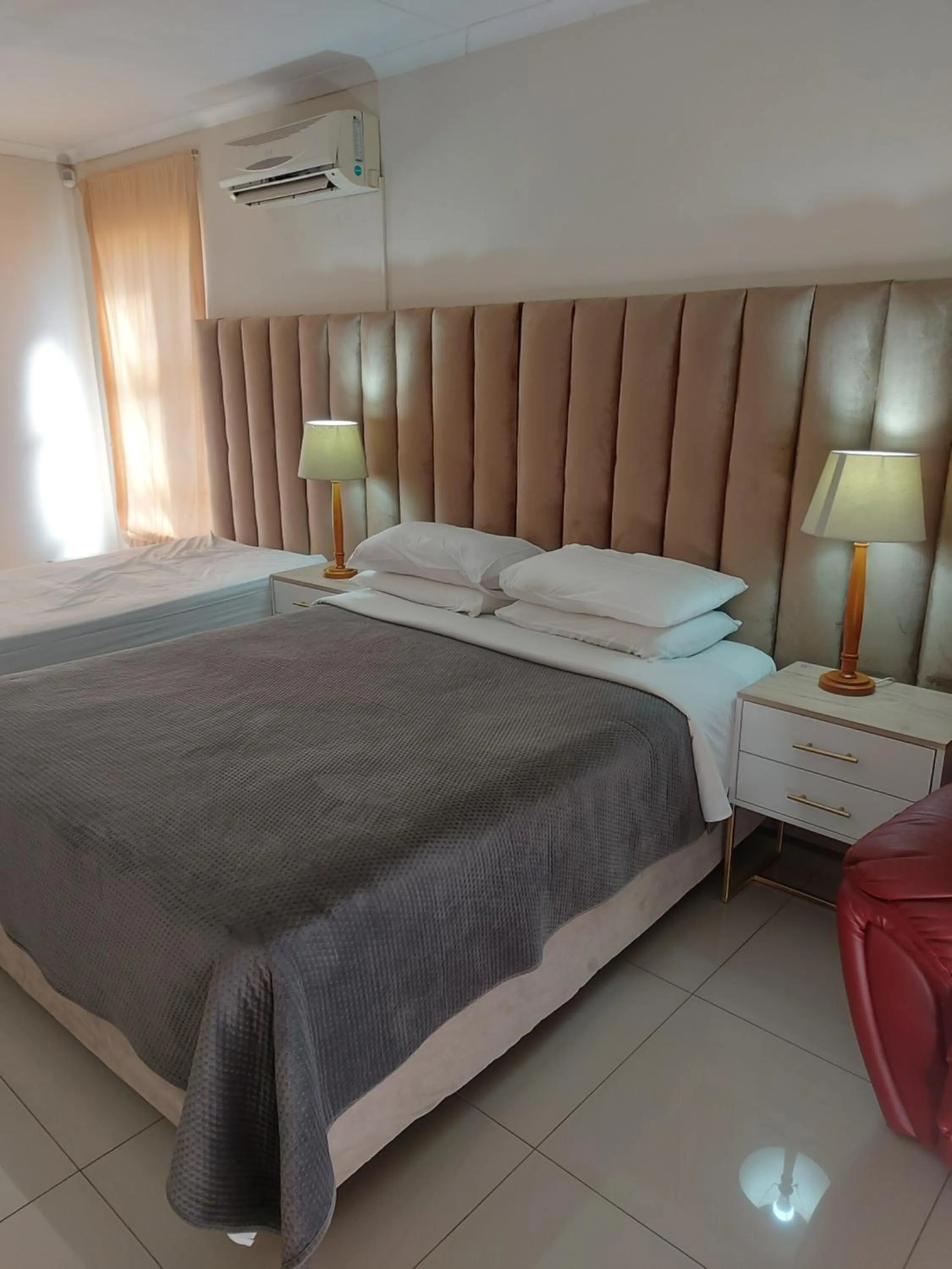 Bed in Purple Olive Guest House