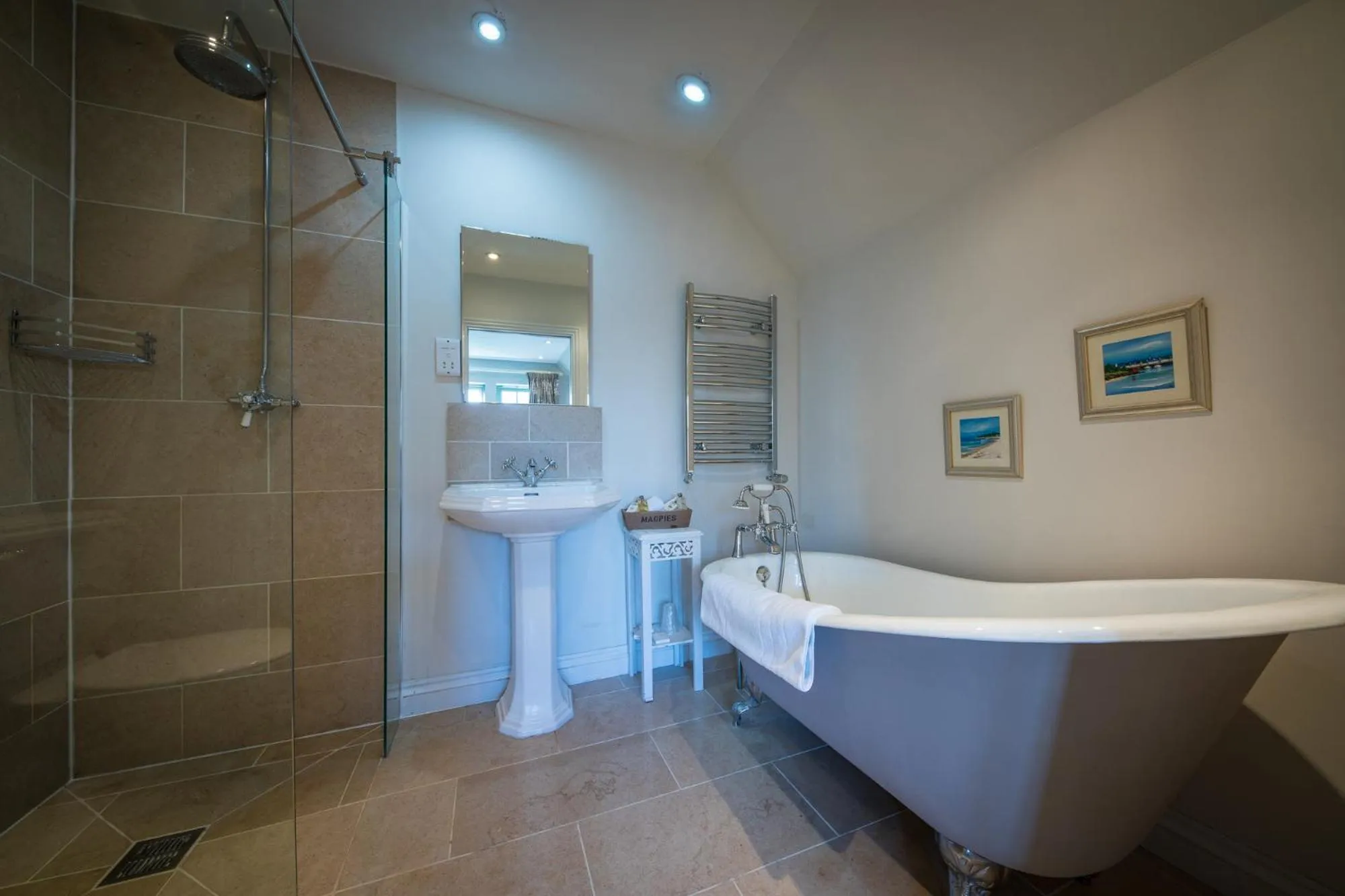 Bathroom in Canowindra