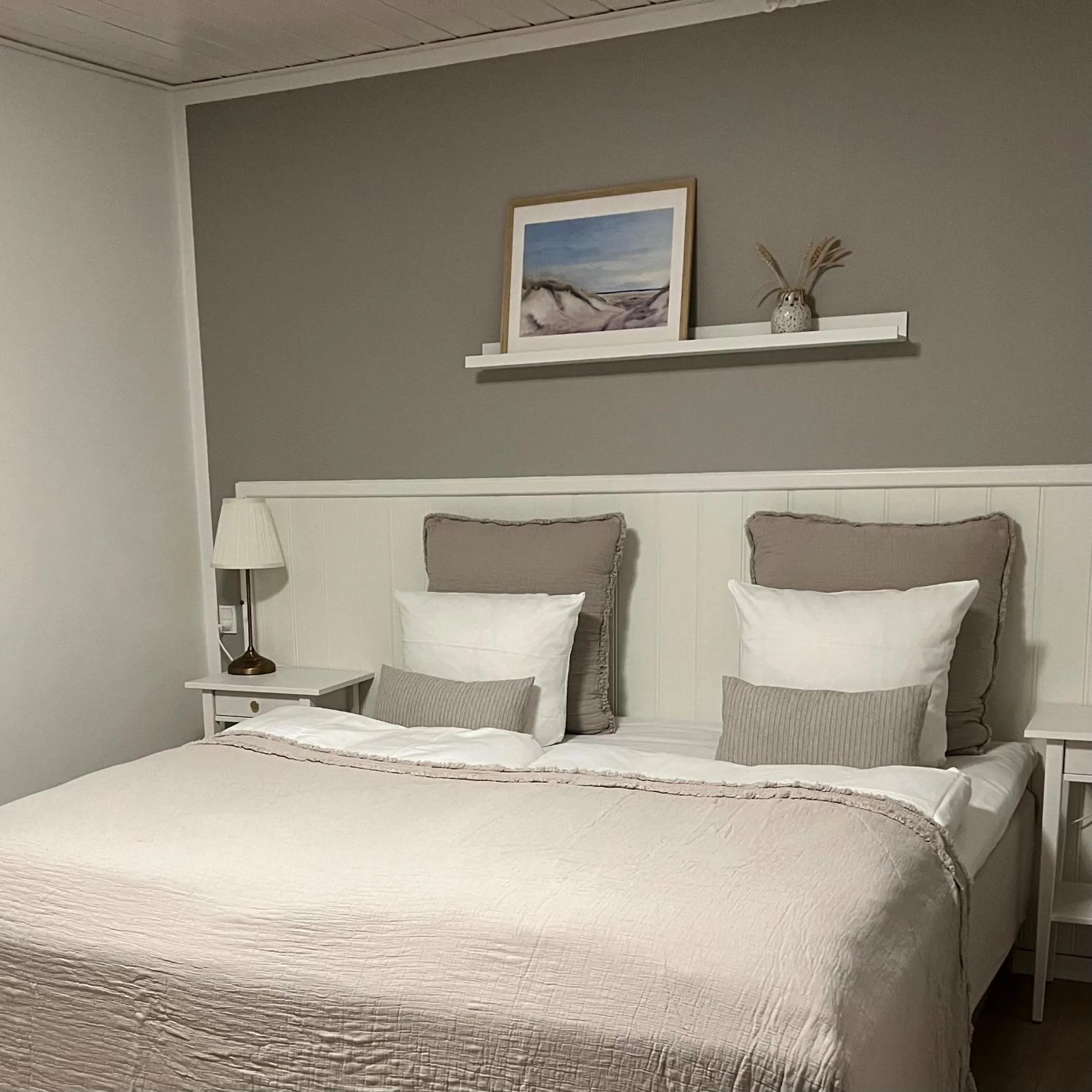 Property building, Bed in Hotel Strandly Skagen