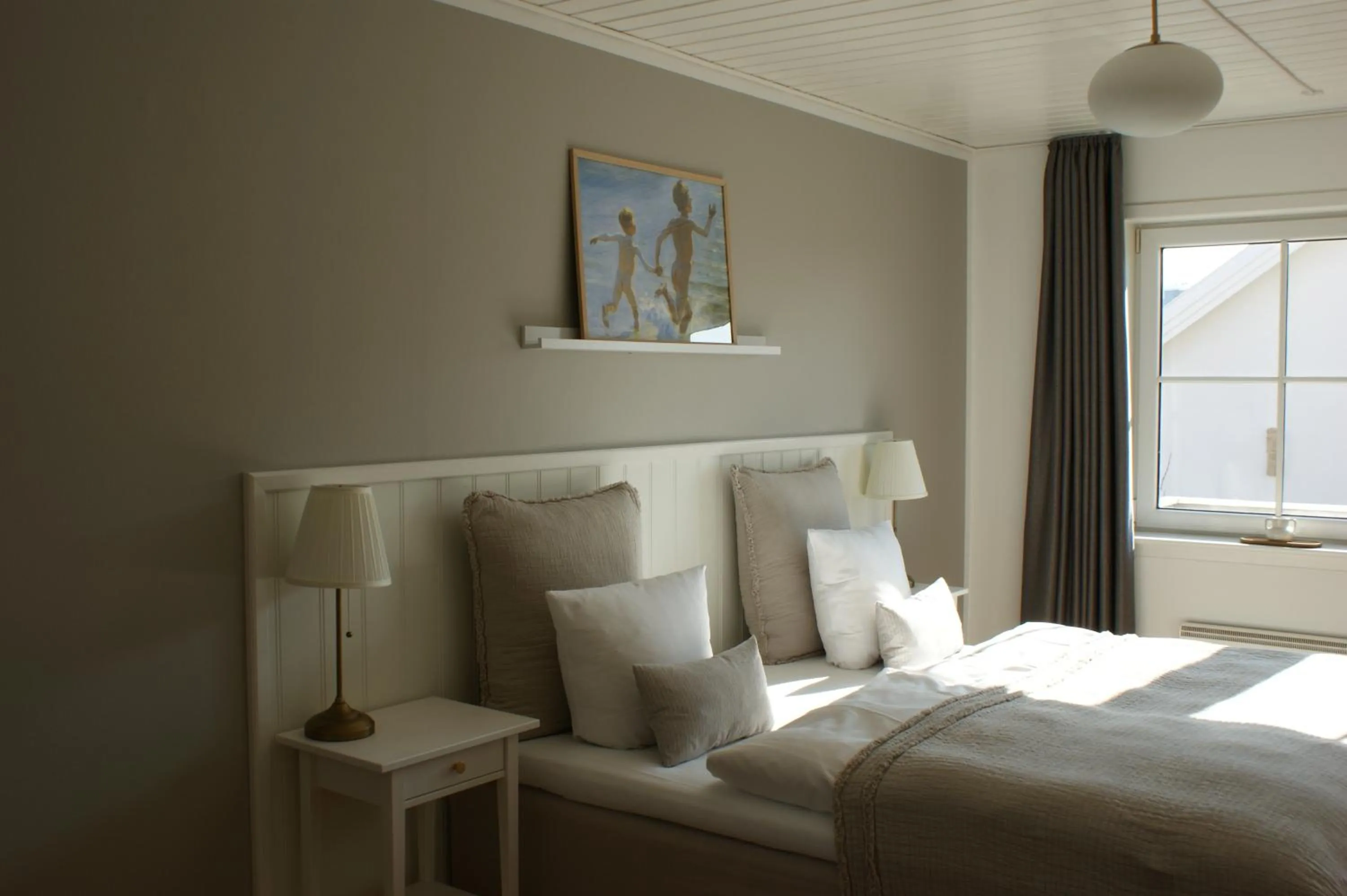 Photo of the whole room, Bed in Hotel Strandly Skagen