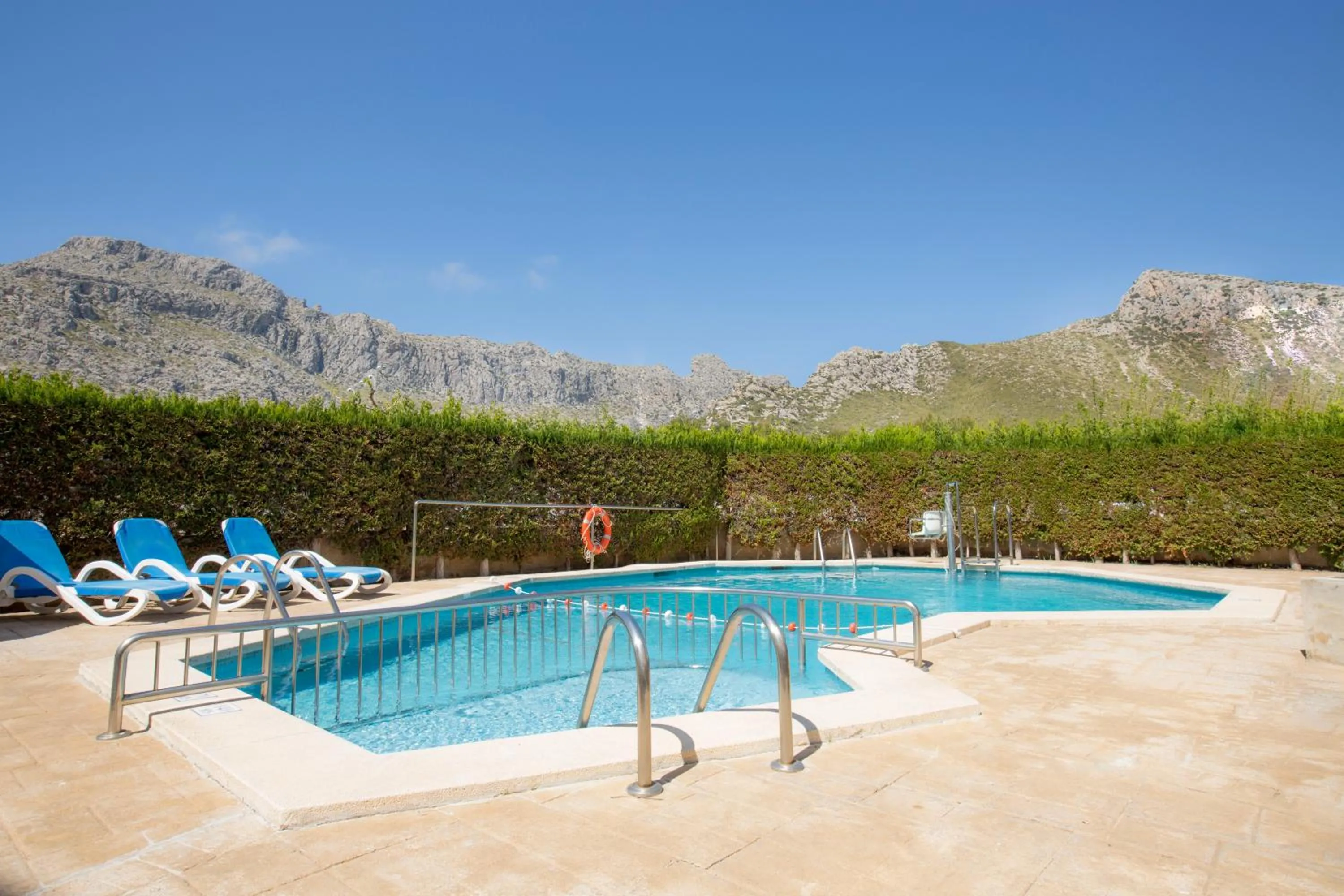 Apartamentos Massol