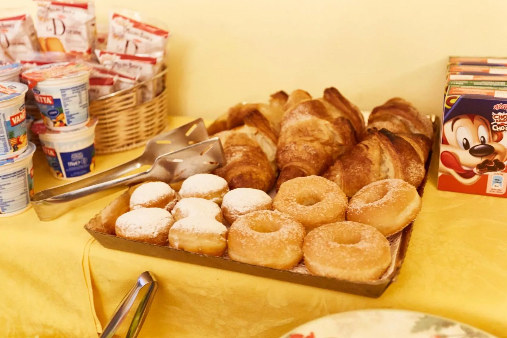 Buffet breakfast in Casa Villa Gardenia - Venice