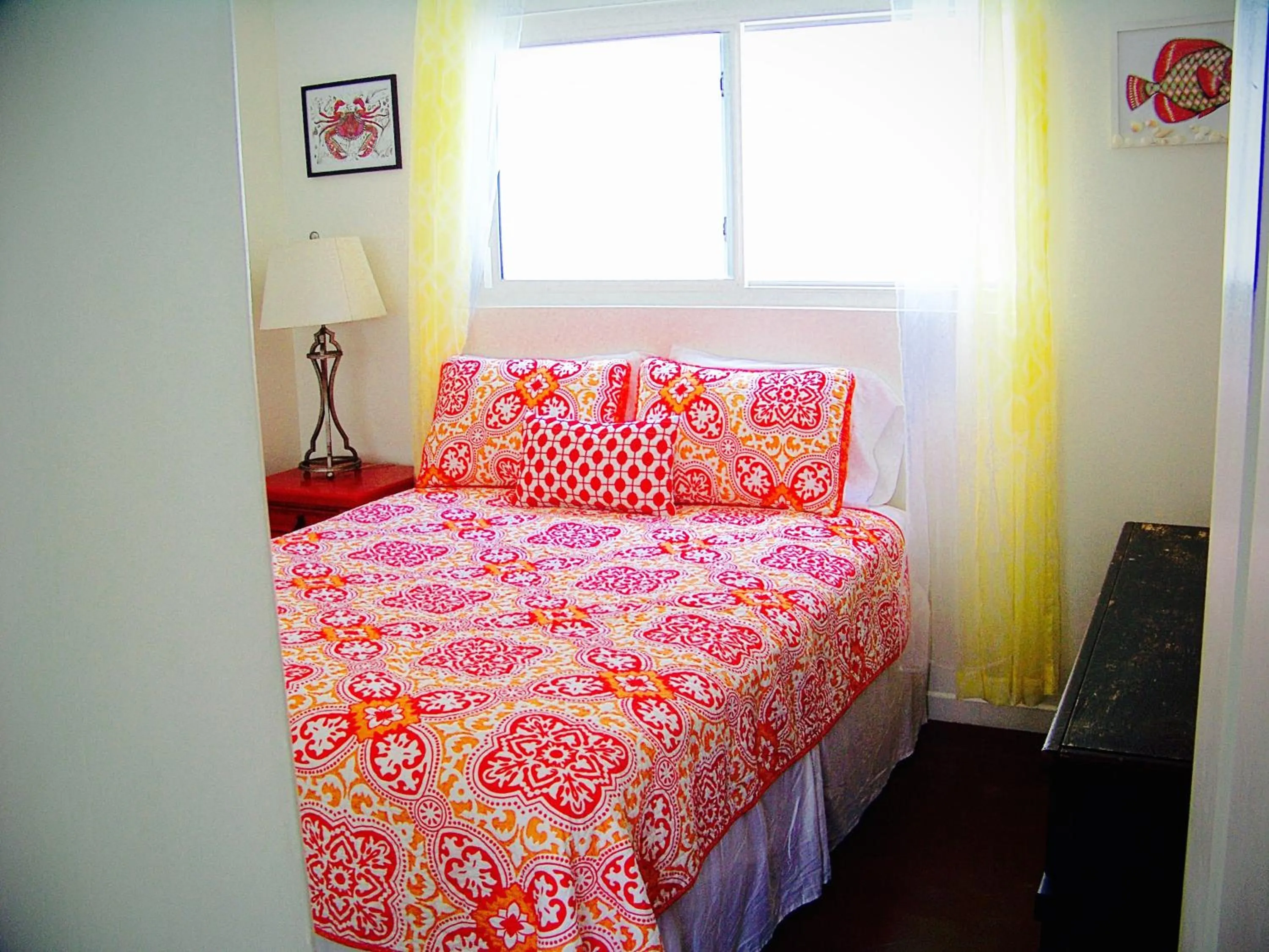 Bed in Sweet Beach Duplex