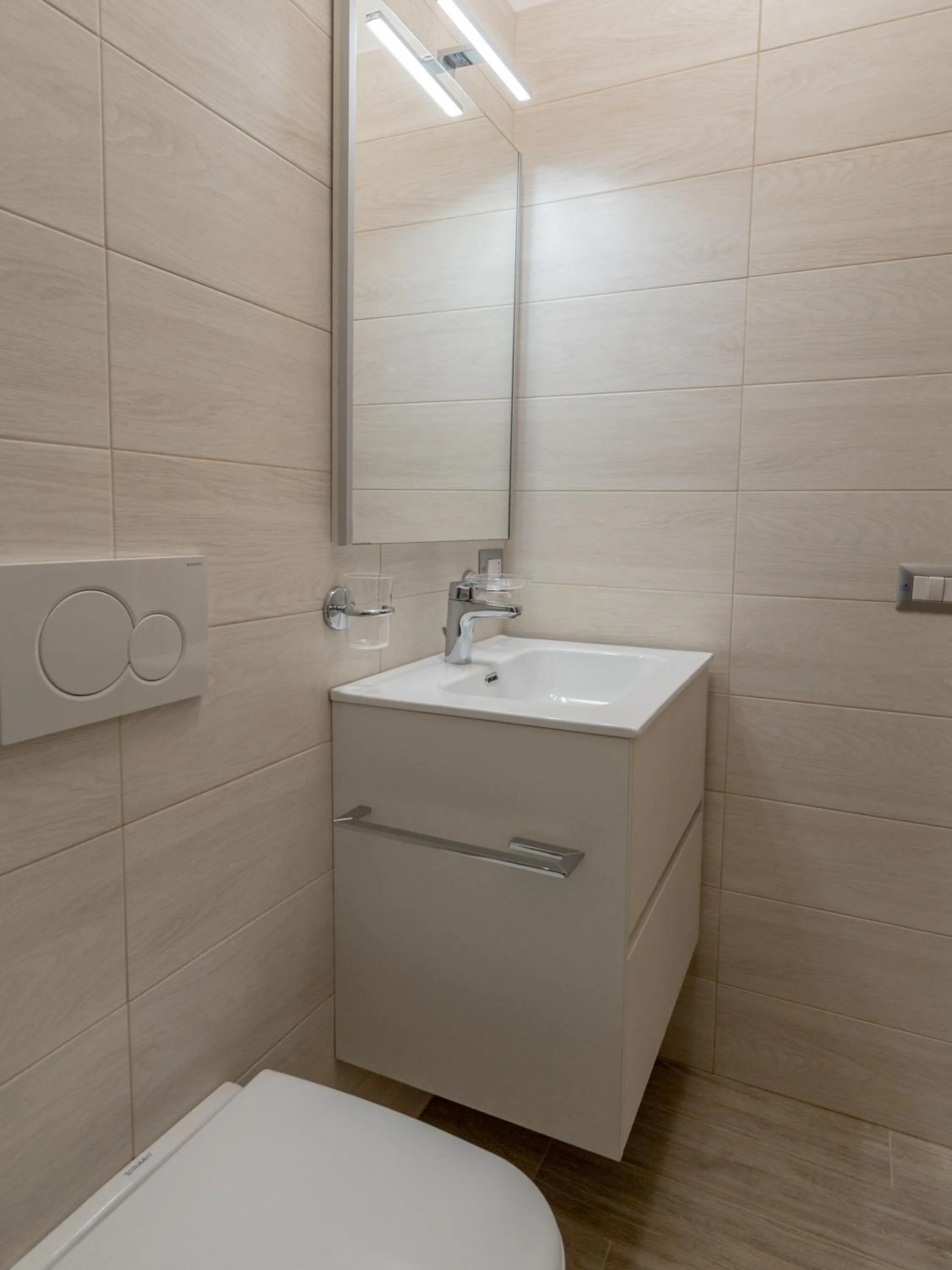 Shower in Residence Perla