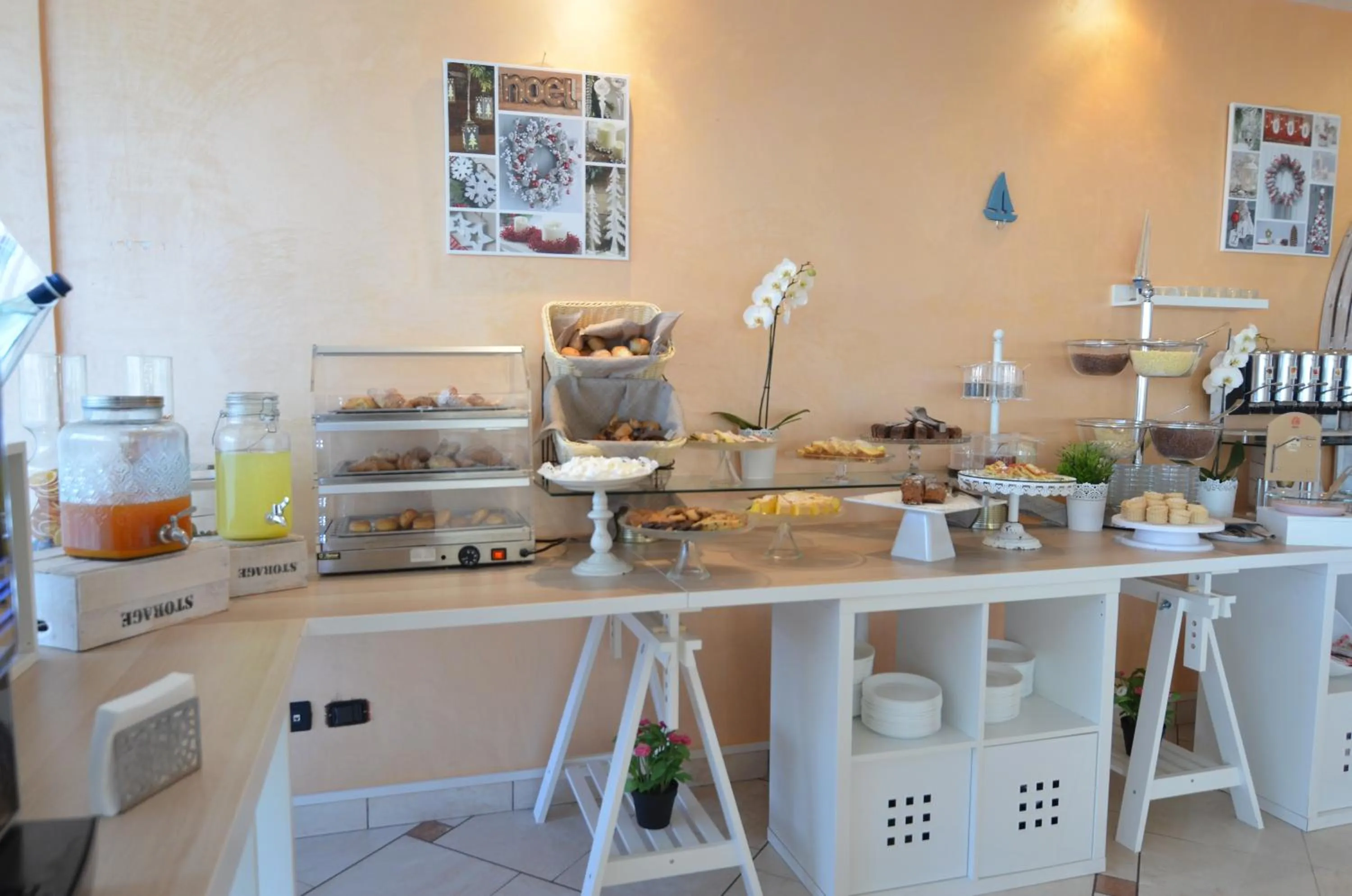 Breakfast in Hotel Londra