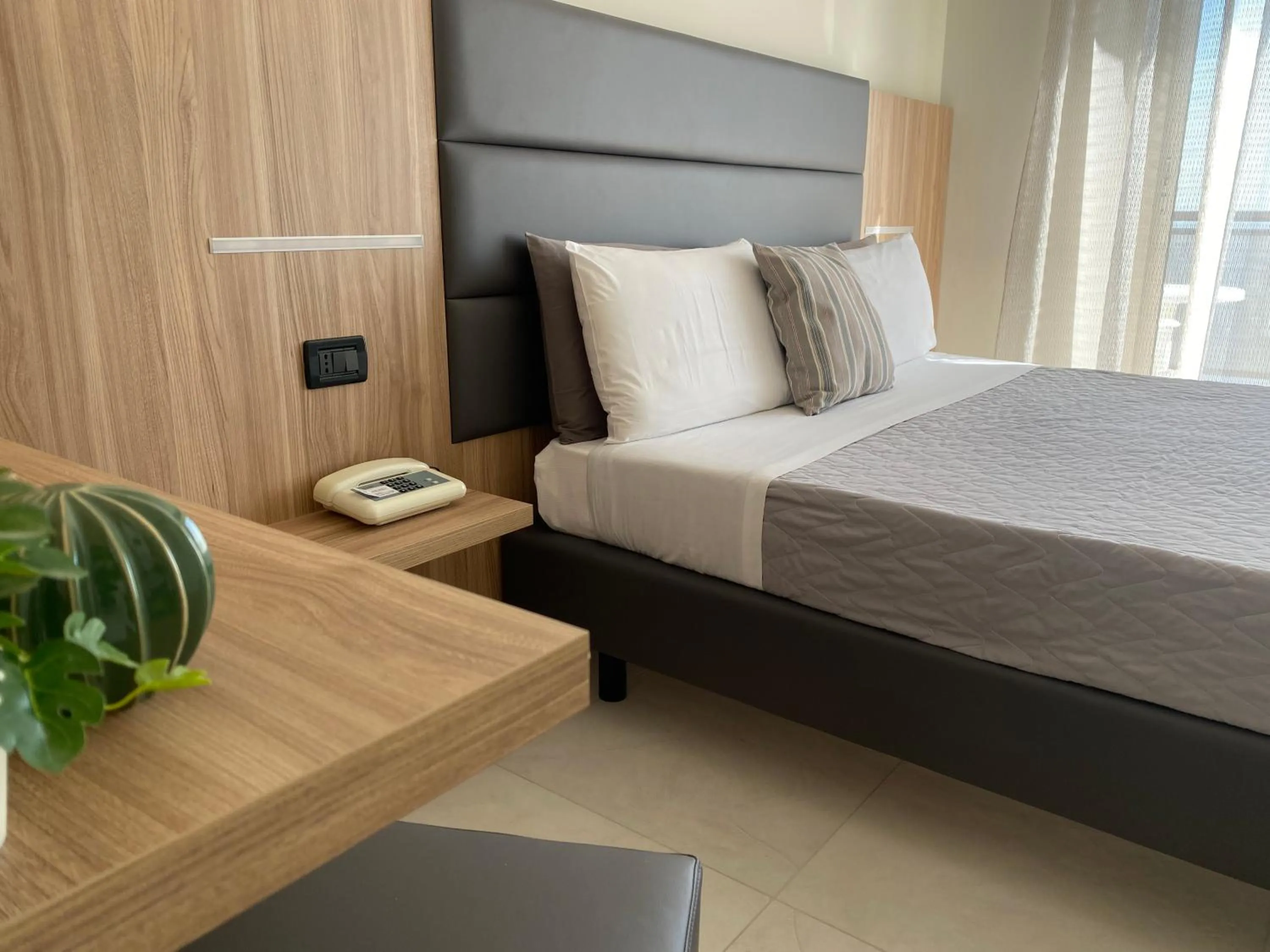 Photo of the whole room, Bed in Hotel Londra