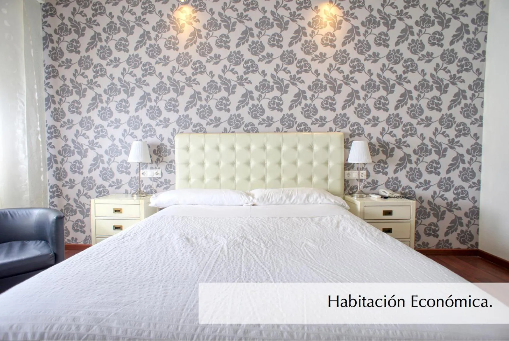 Photo of the whole room, Bed in Hotel Montermoso