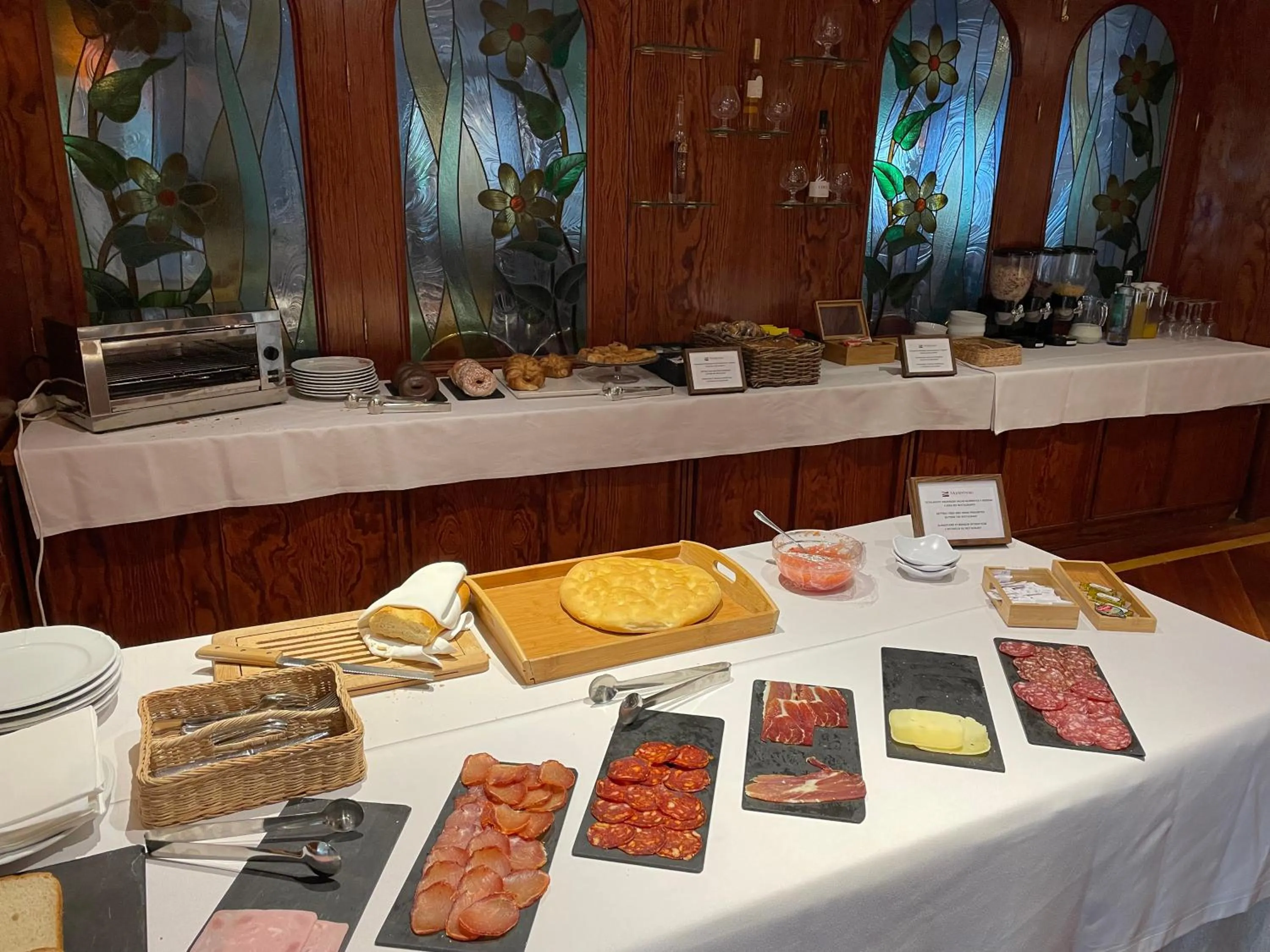 Breakfast in Hotel Montermoso