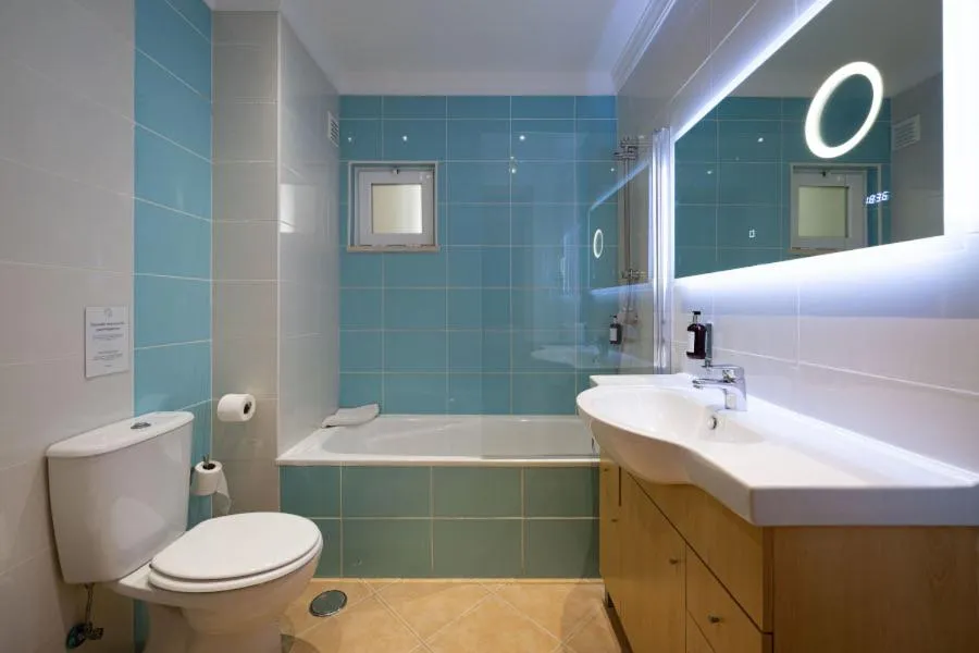 Bathroom in Smy Santa Eulalia Algarve