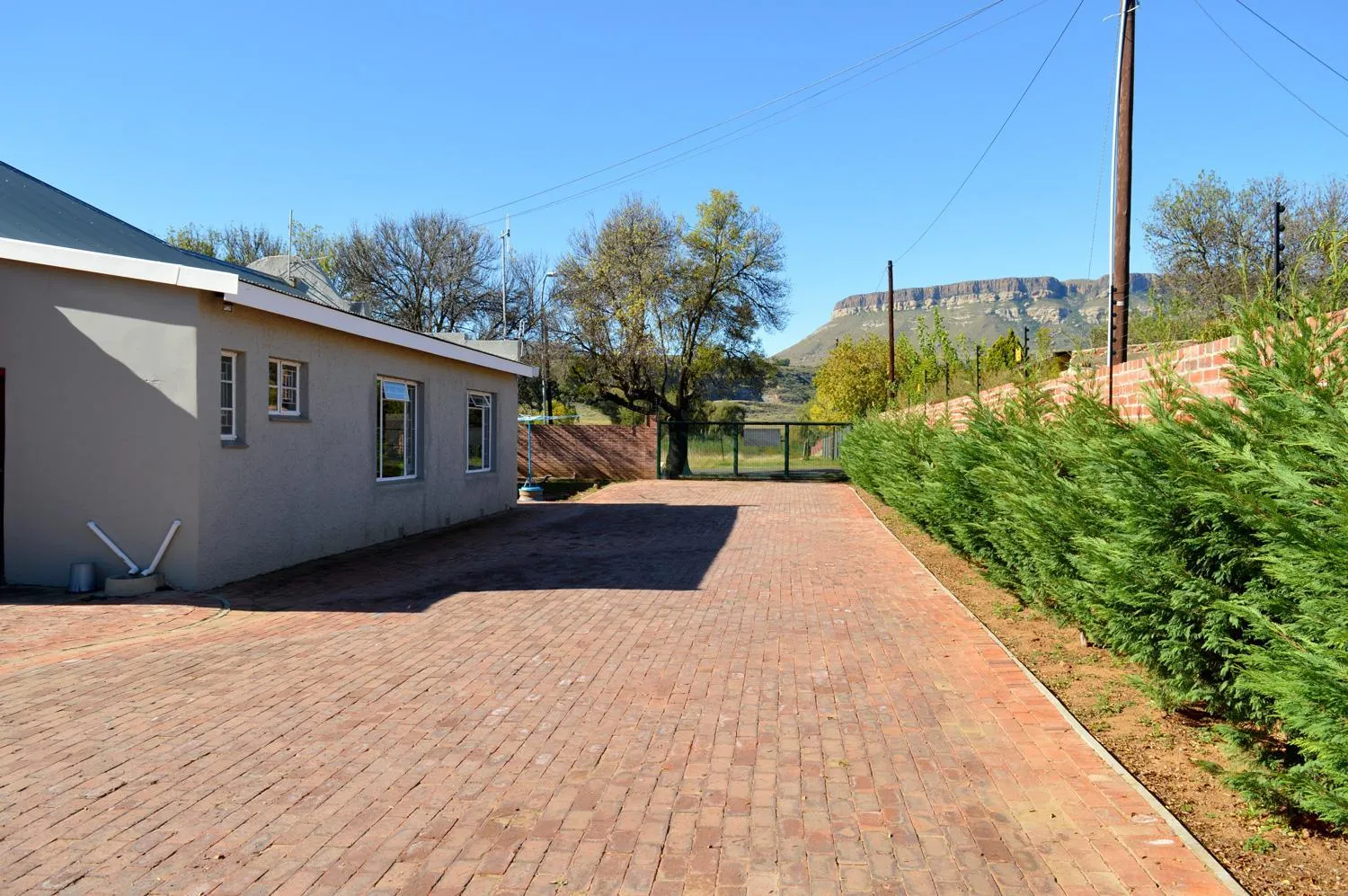 Property building in Village Lodge Harrismith