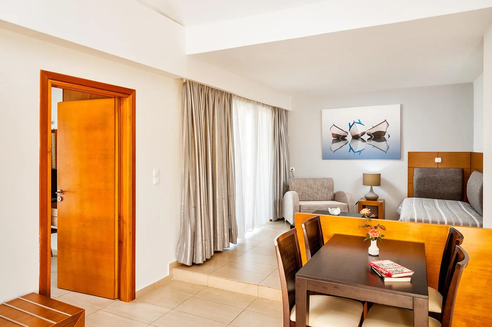 Seating area, Bed in Bella Pais