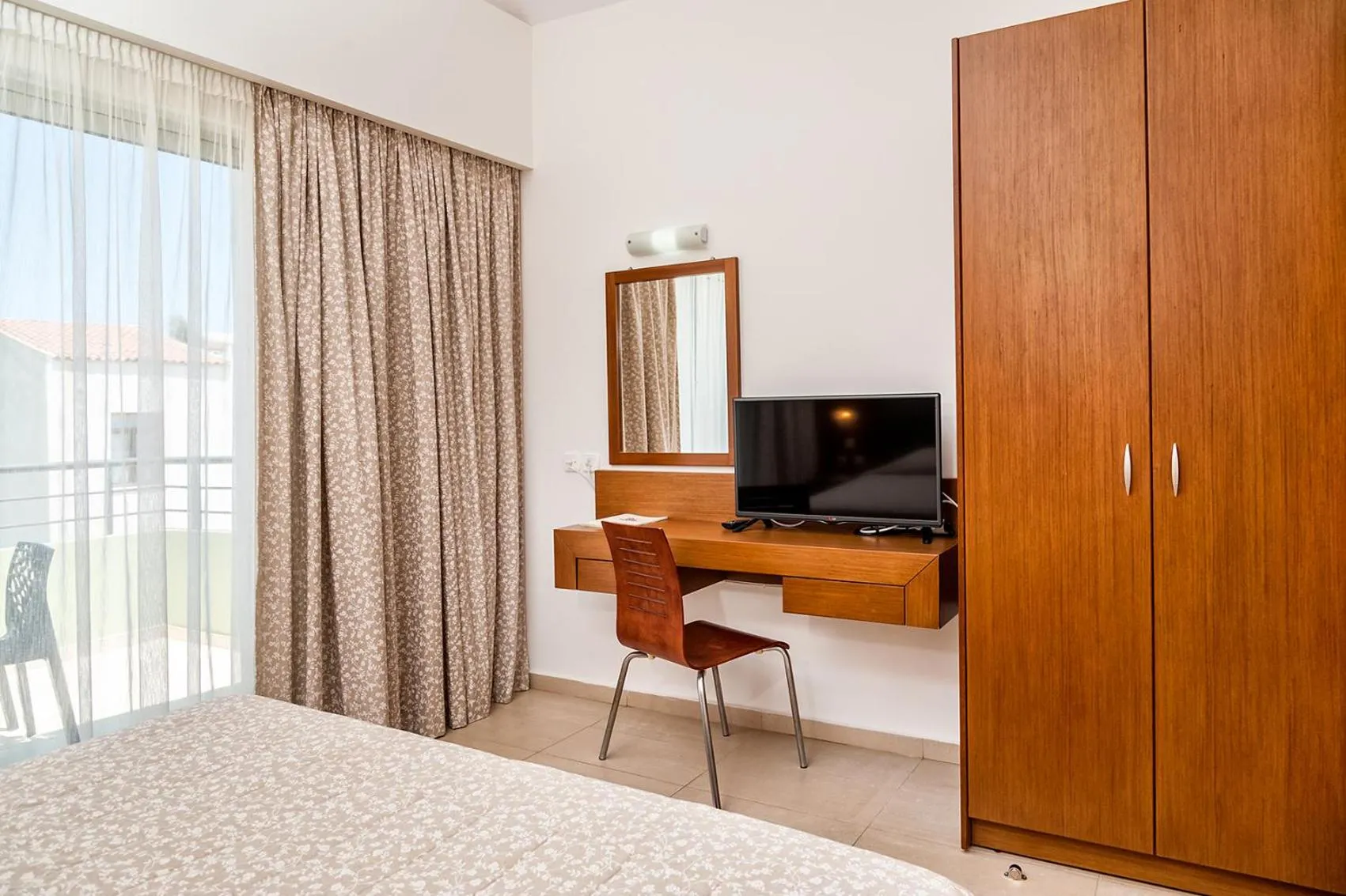 TV and multimedia, Bed in Bella Pais