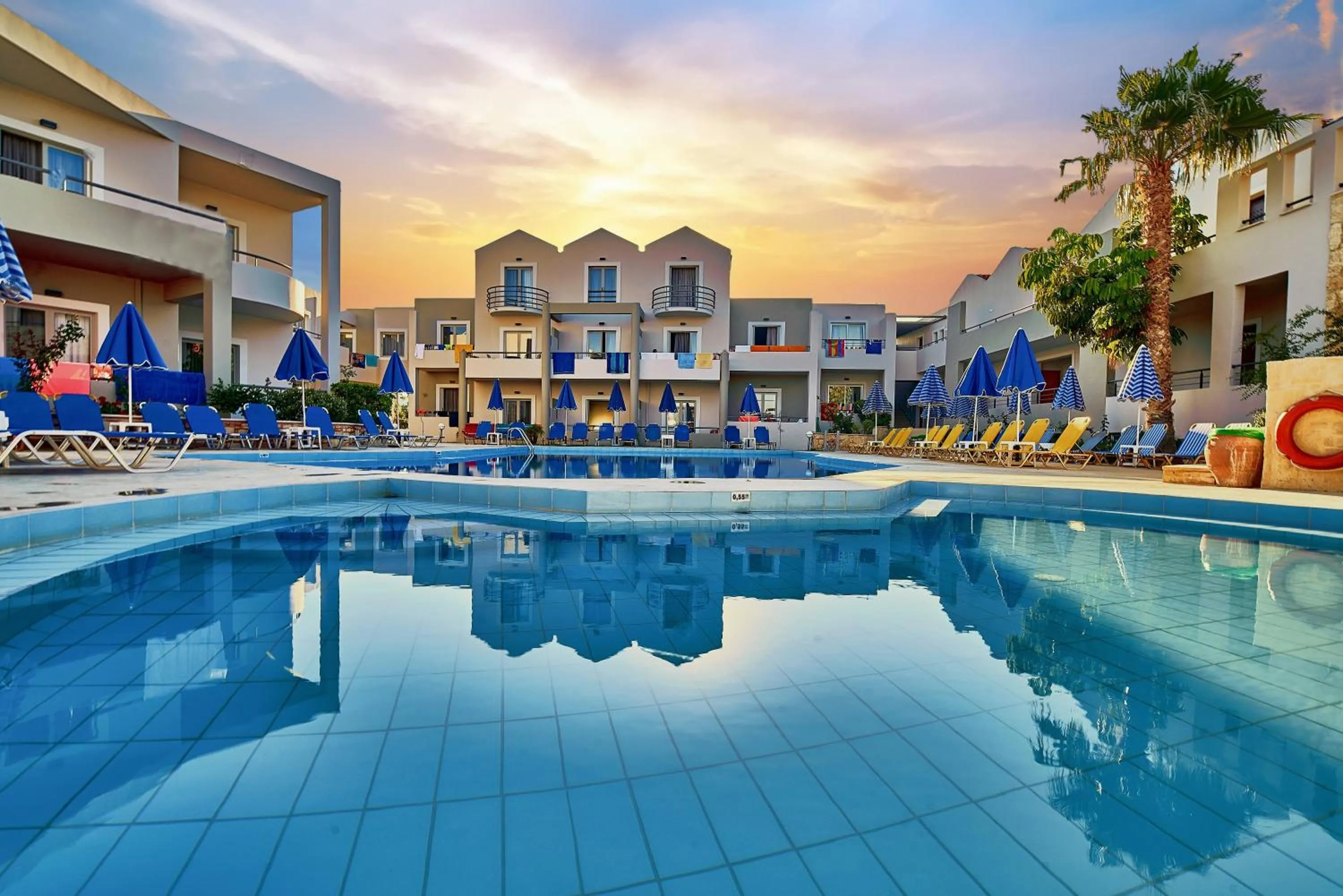 Property building in Bella Pais