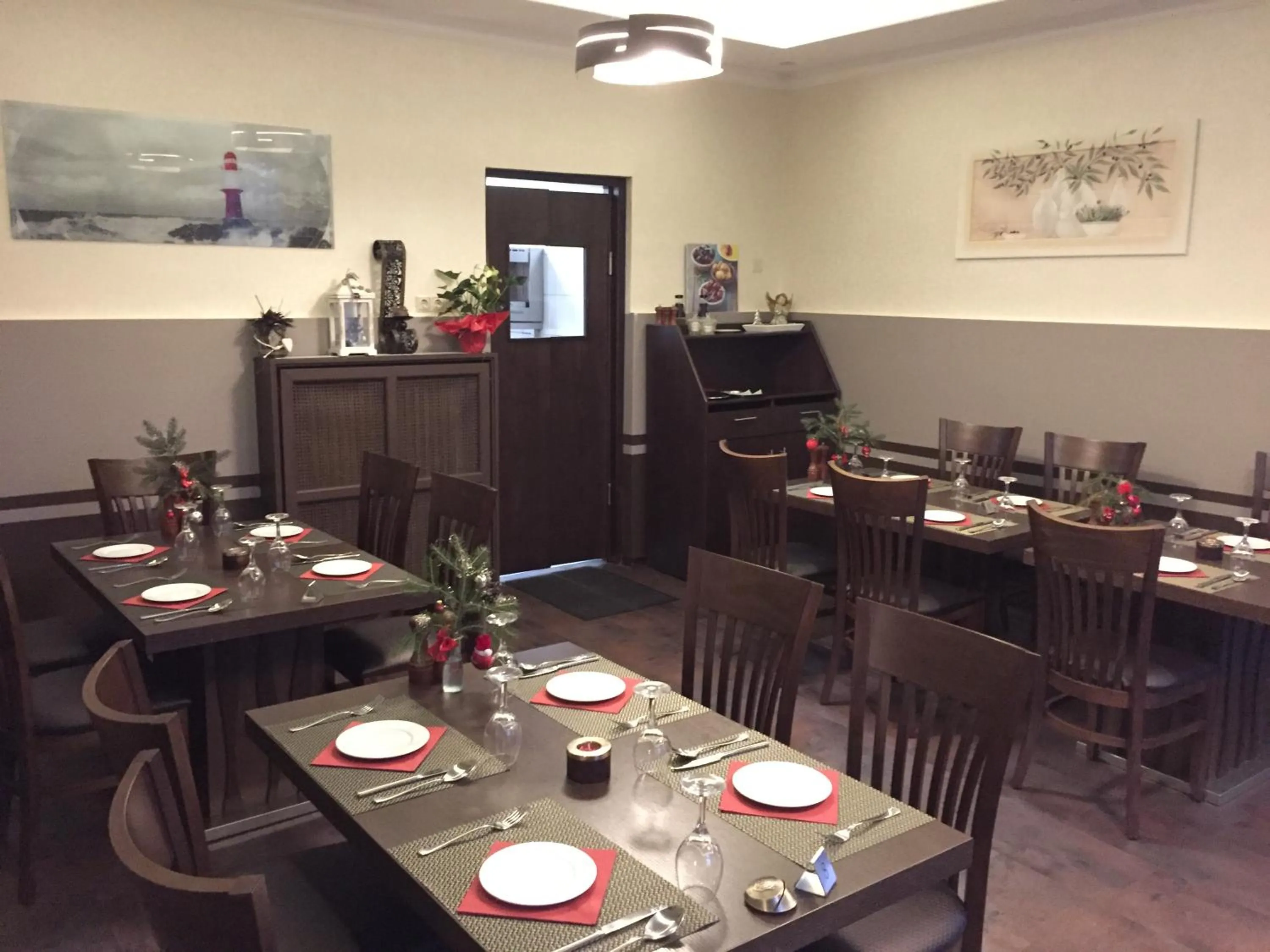 Restaurant/places to eat in Pharos zur Seeve