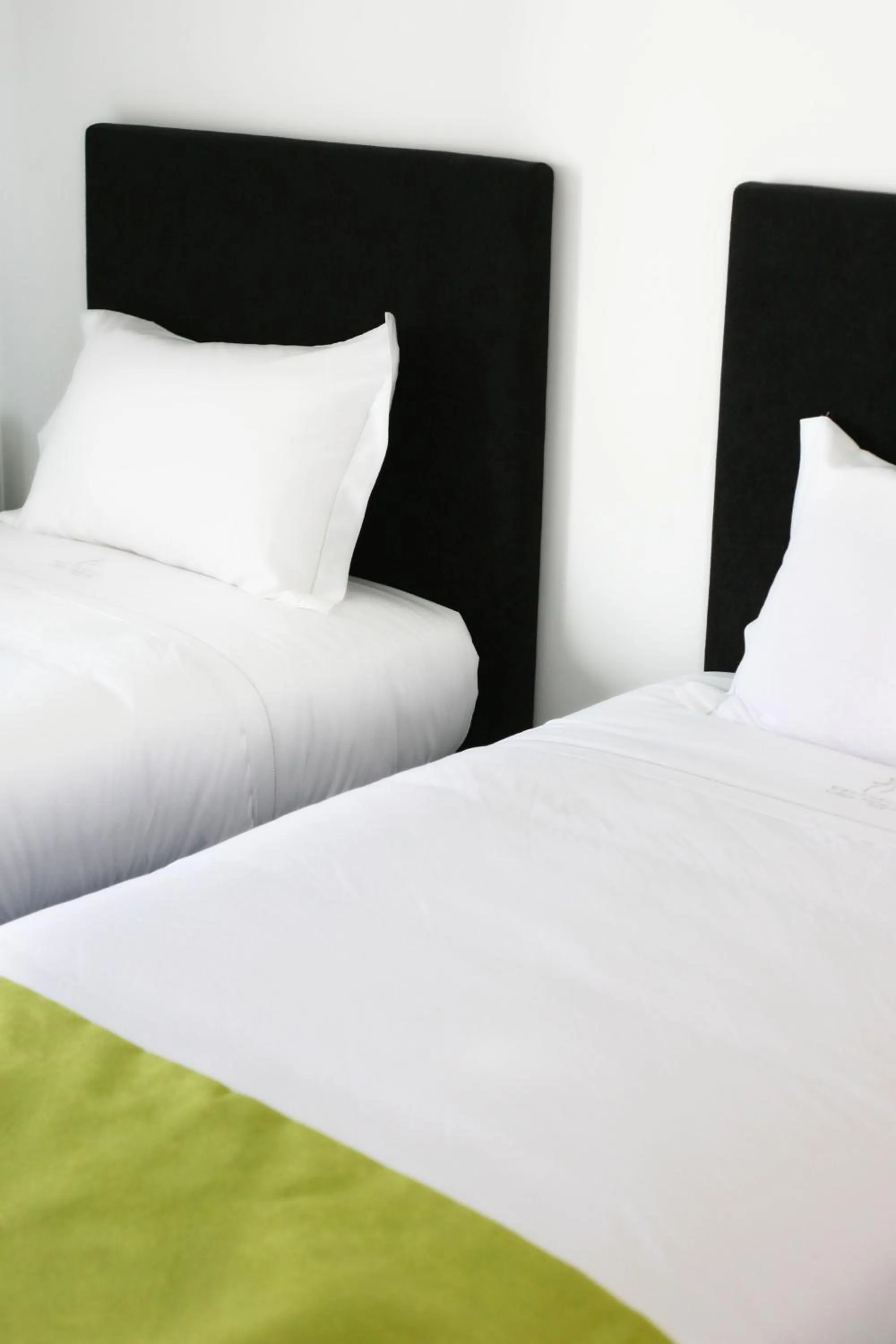 Photo of the whole room, Bed in Benavente Vila Hotel