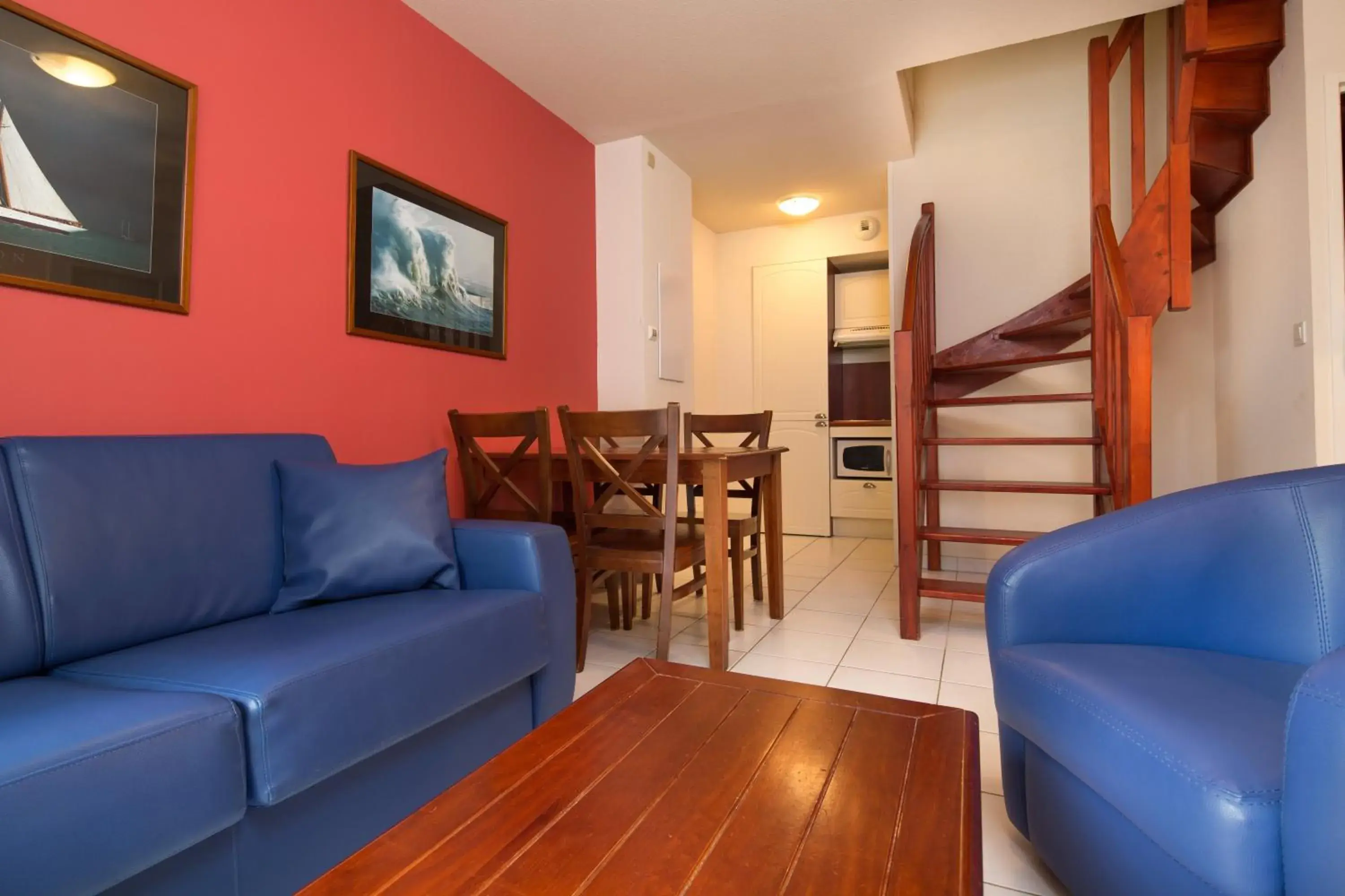 Duplex Apartment with 2 Bedrooms and 1 Alcove in Résidence Ker Juliette Duplex Apartment with 2 Bedrooms and 1 Alcove in Résidence Ker Juliette