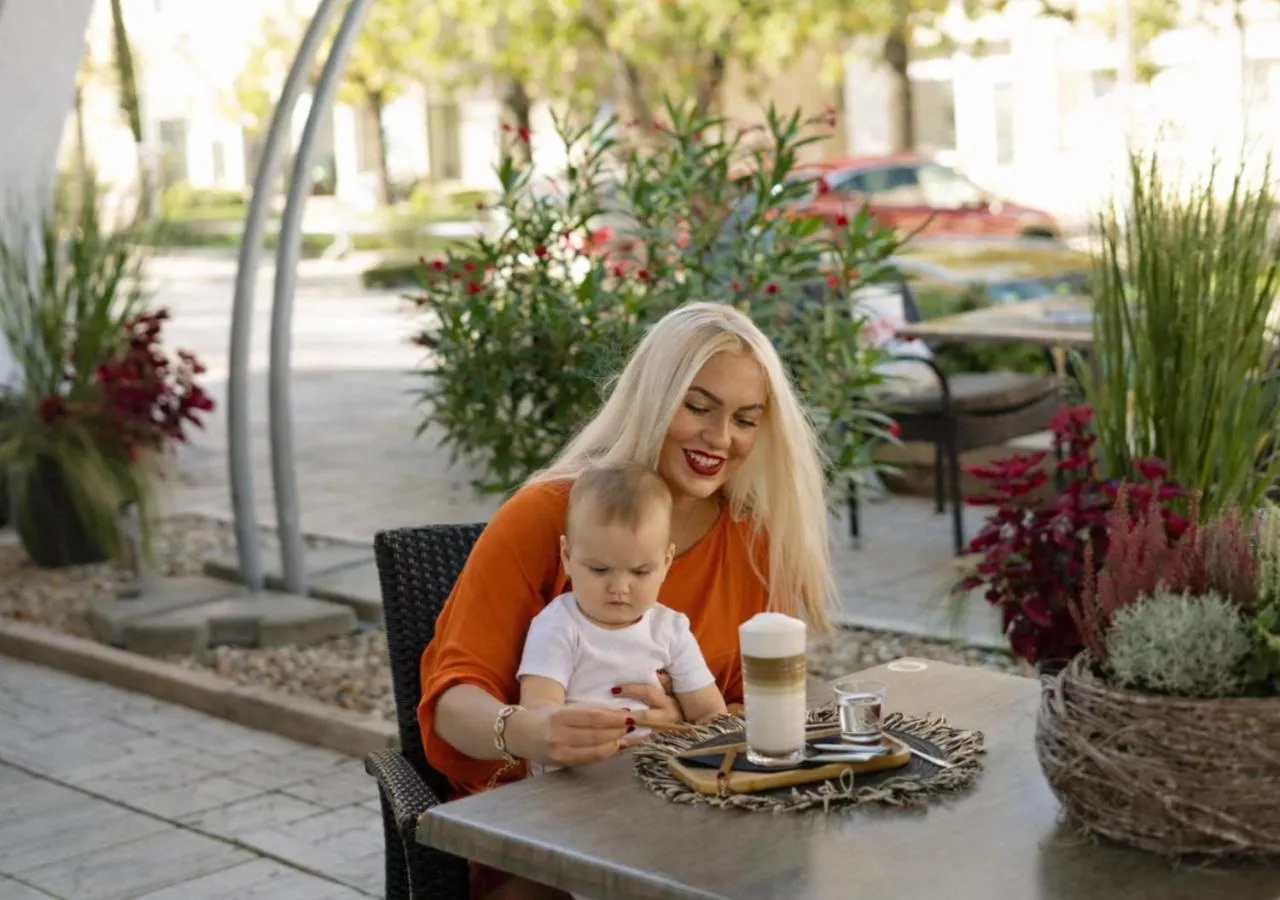 Restaurant/places to eat in Hotel Magnólia