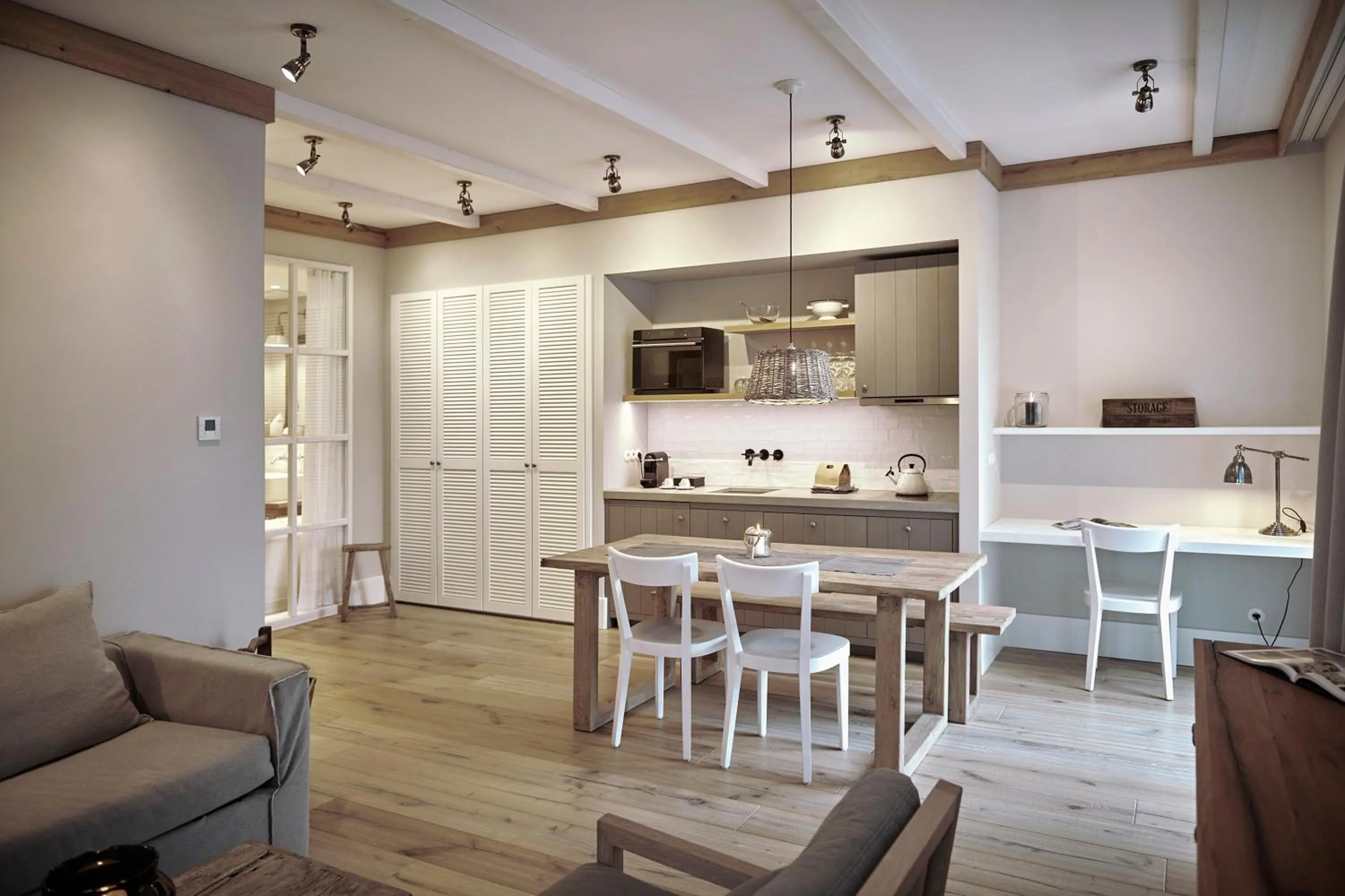 Kitchen or kitchenette in The Cozy Hotel & Lofts Timmendorfer Strand