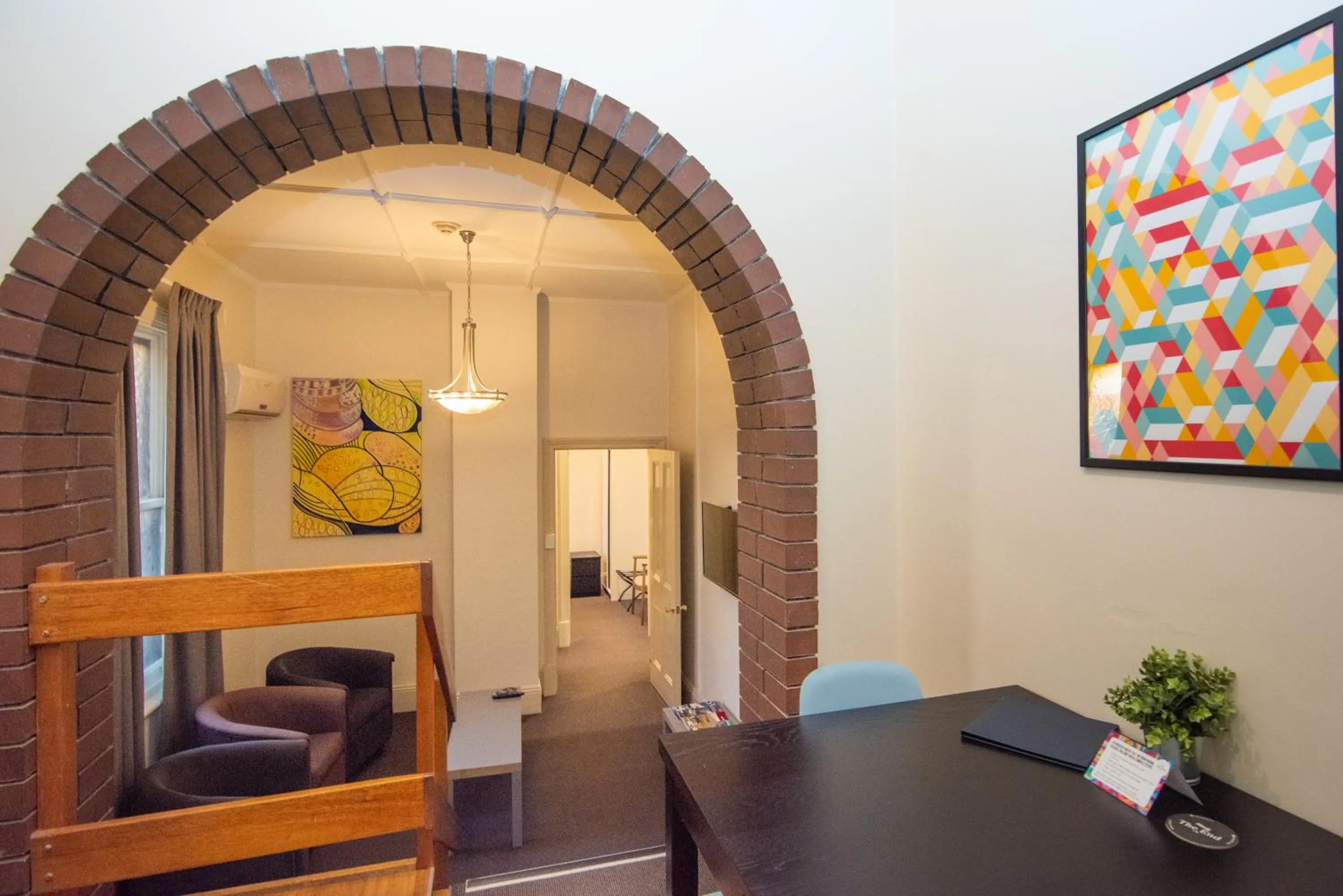 Photo of the whole room, Bed in The Mile End Hotel