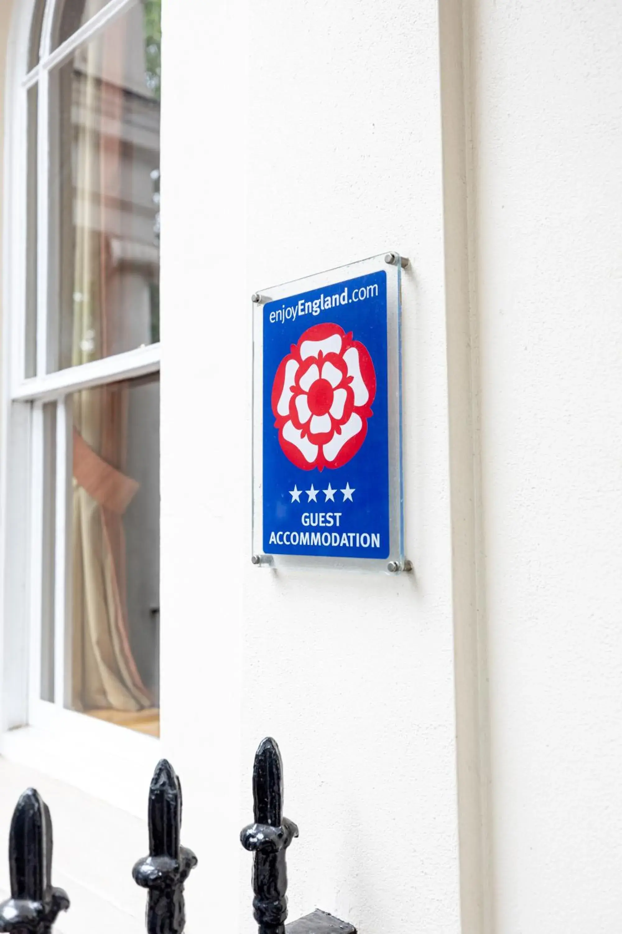 Facade/entrance in The Nayland Hotel Facade/entrance in The Nayland Hotel