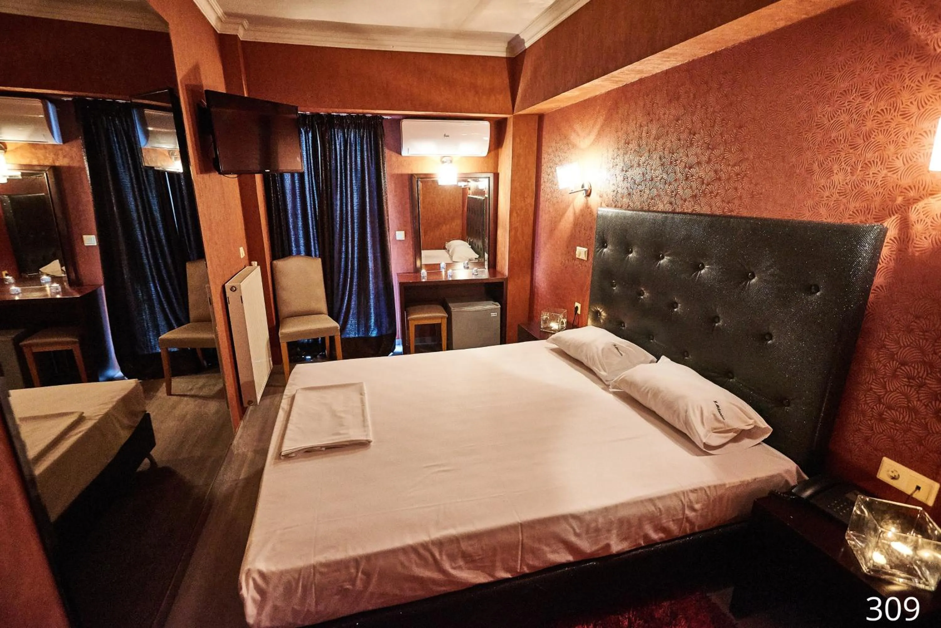 Bed in Atlantic Hotel