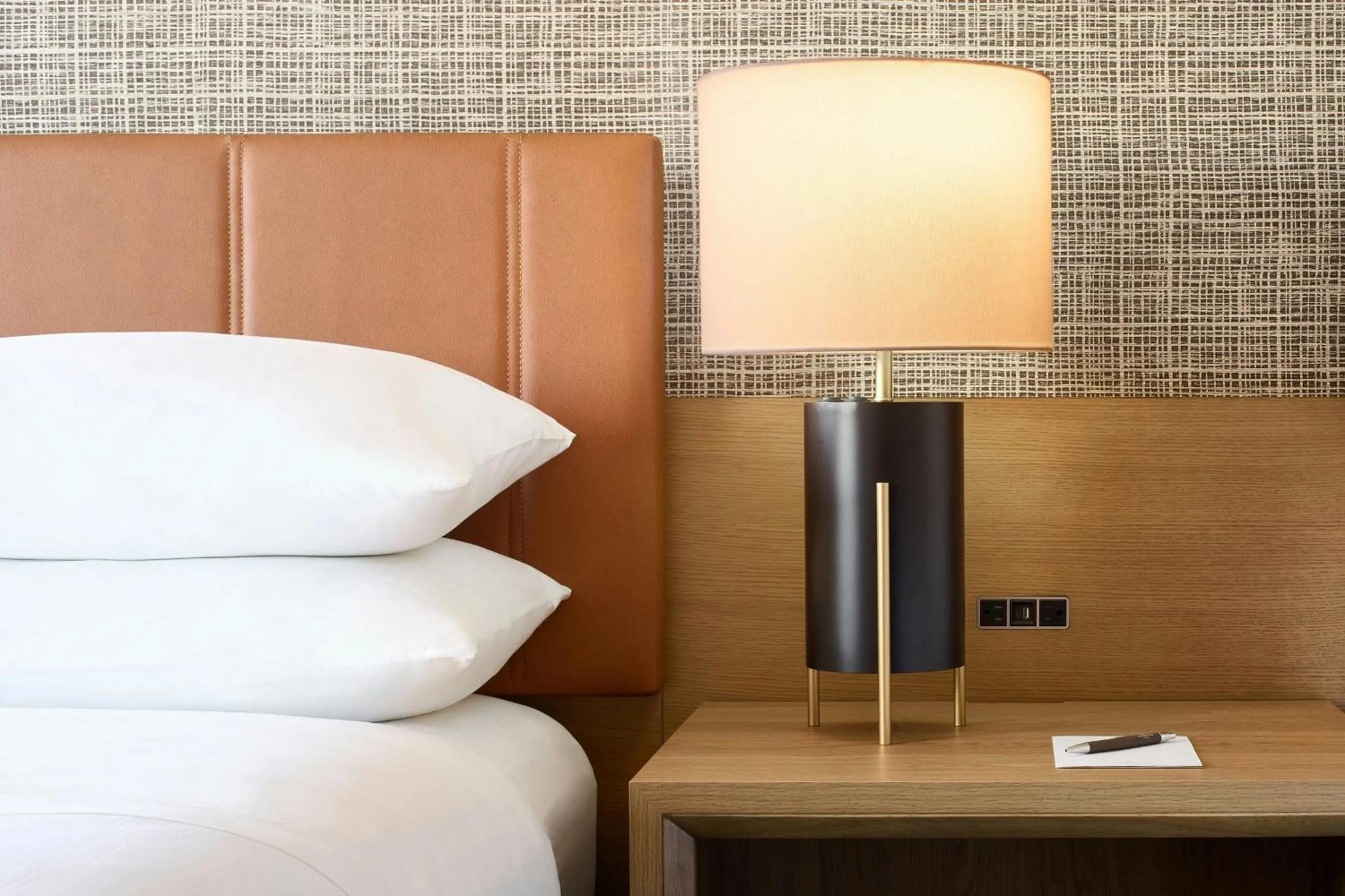 Bedroom, Bed in Sheraton Baltimore North