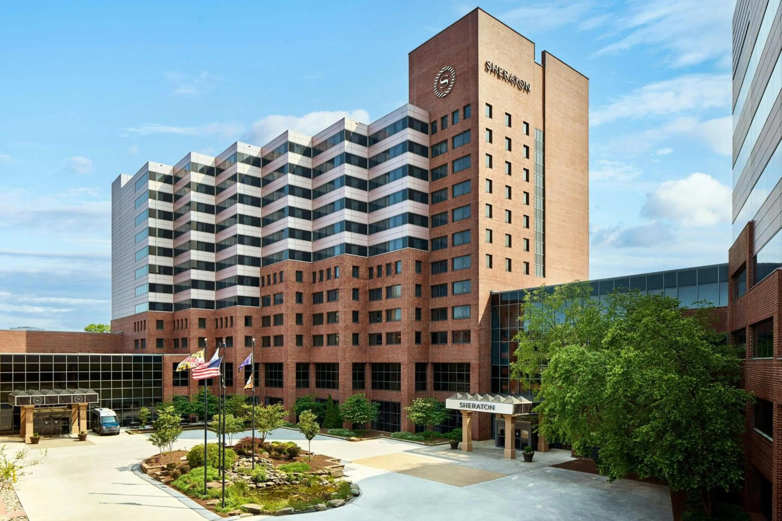 Property building in Sheraton Baltimore North