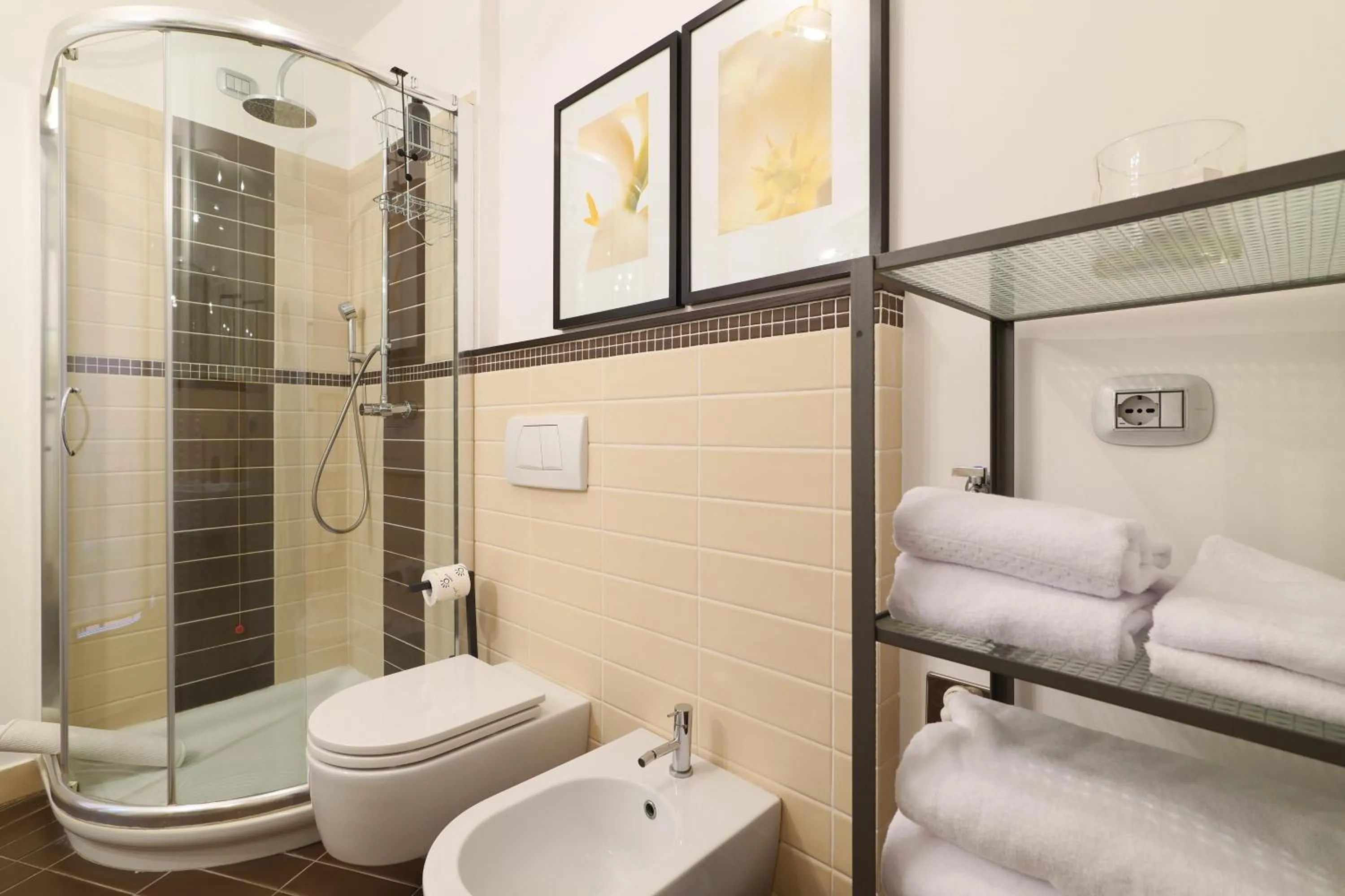 Bathroom in Nenè-Il Vicolo Apartments and Rooms